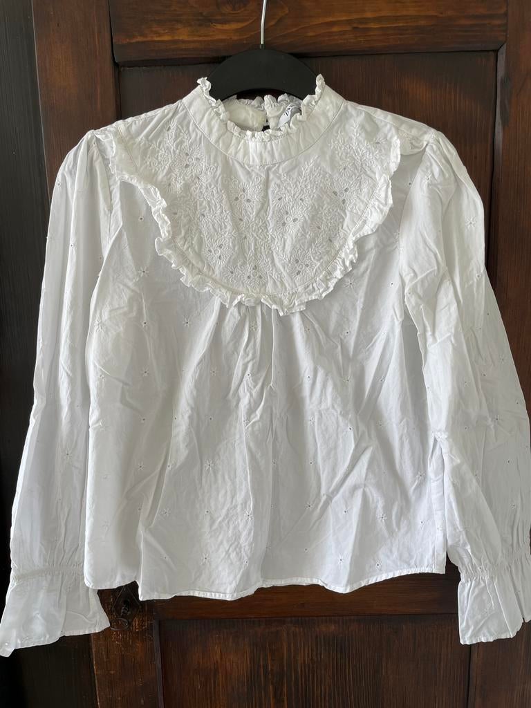 Wit romantisch katoenen blousje van Zara mt M, Ophalen of Verzenden, Zo goed als nieuw, Maat 38/40 (M), Wit
