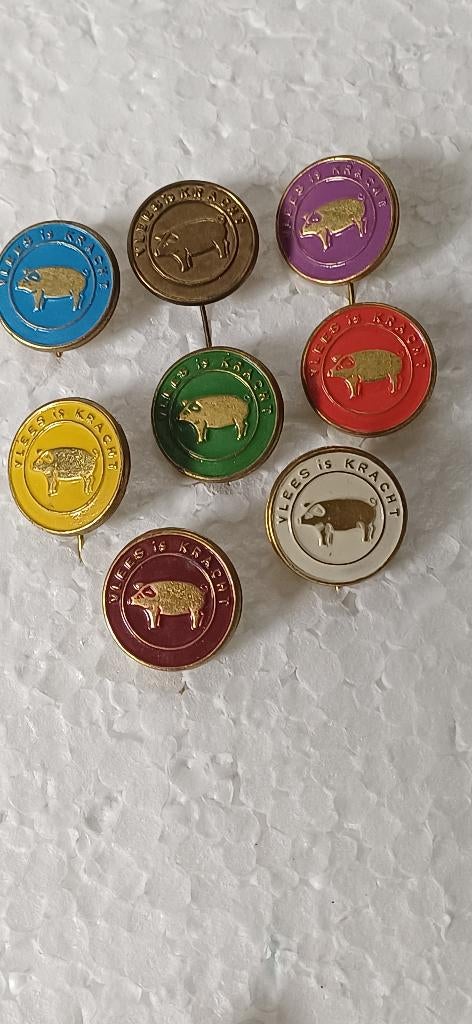 Vlees is Kracht (afbeelding varkens), Ophalen of Verzenden, Zo goed als nieuw, Overige onderwerpen