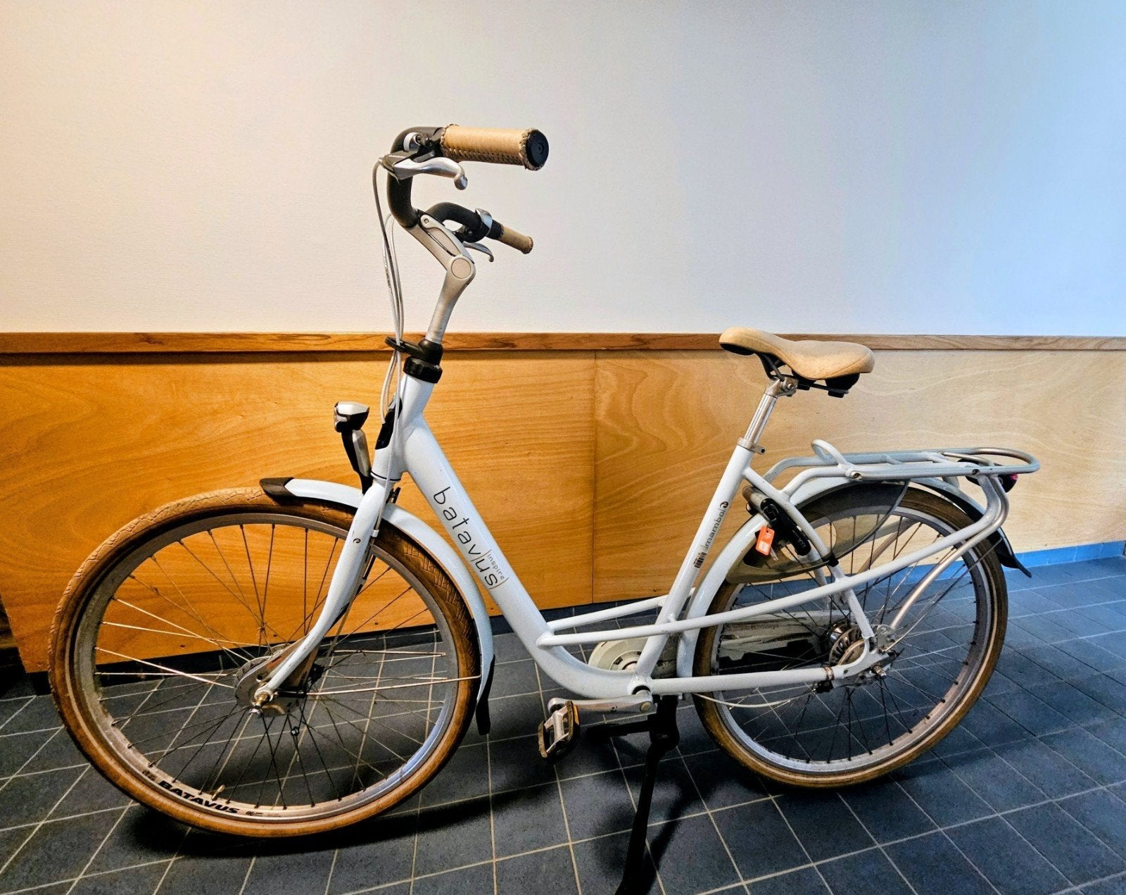 Batavus Damesfiets - Zo goed als nieuw, Fietsen en Brommers, Fietsen | Dames | Damesfietsen, Batavus, Versnellingen, Ophalen of Verzenden