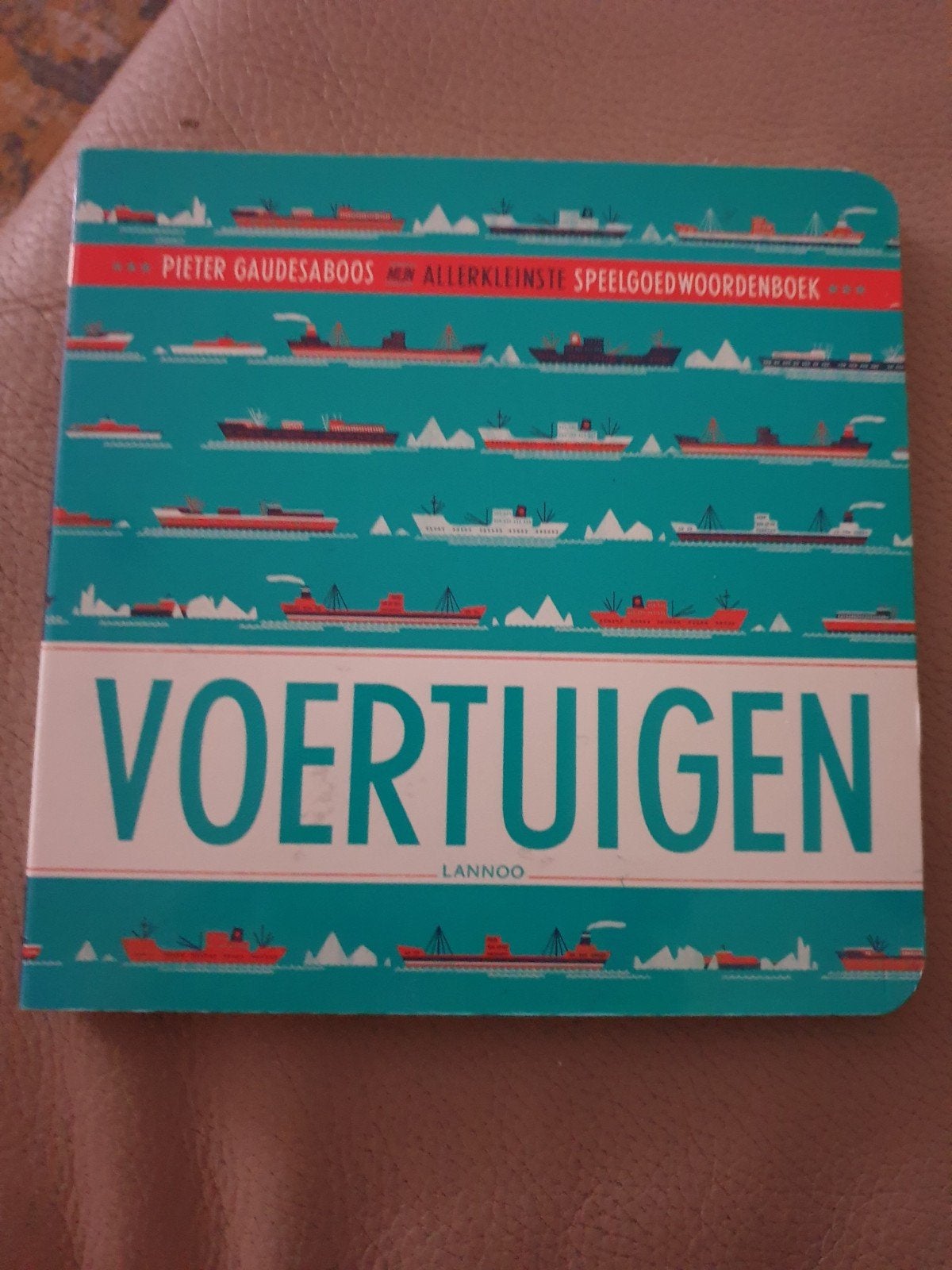 Voertuigen Kartonnen boekje, Ophalen of Verzenden, Zo goed als nieuw, Pieter Gaudesaboos, 0 tot 6 maanden