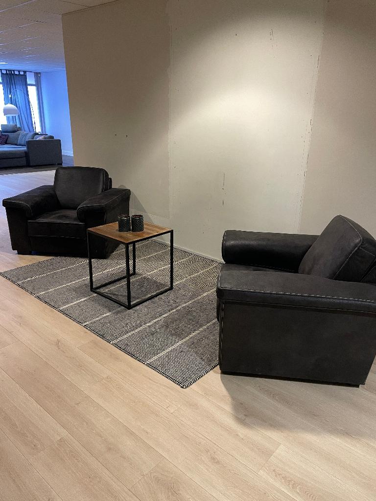 Twee moderne fauteuils, Huis en Inrichting, Fauteuils, Ophalen, 100 tot 125 cm, Zo goed als nieuw, 100 tot 125 cm