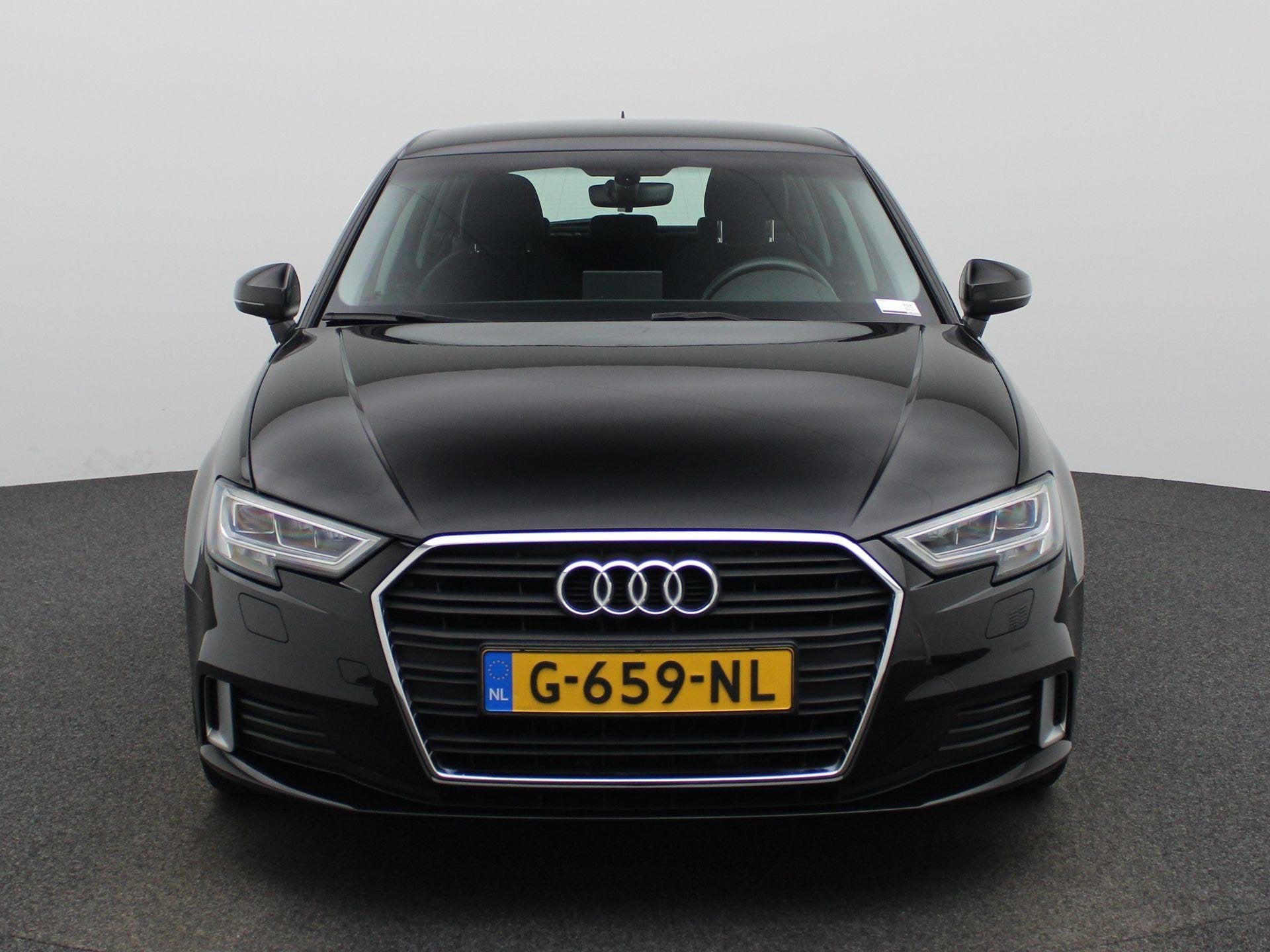 Audi A3 Sportback 30 TFSI Advance | Navigatie | Airco | Virt, Voorwielaandrijving, 12 maanden, Stof, Gebruikt