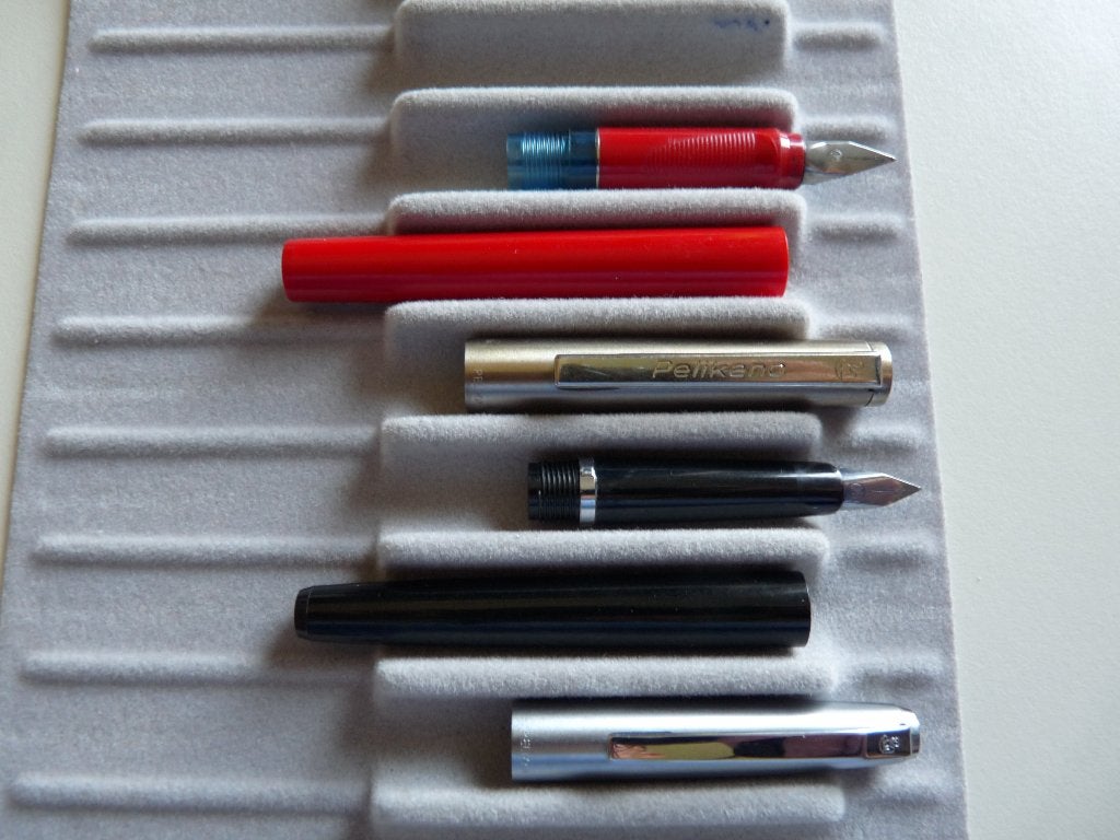 PELILAN Vulpennen., Ophalen of Verzenden, Zo goed als nieuw, Vulpen, Overige merken