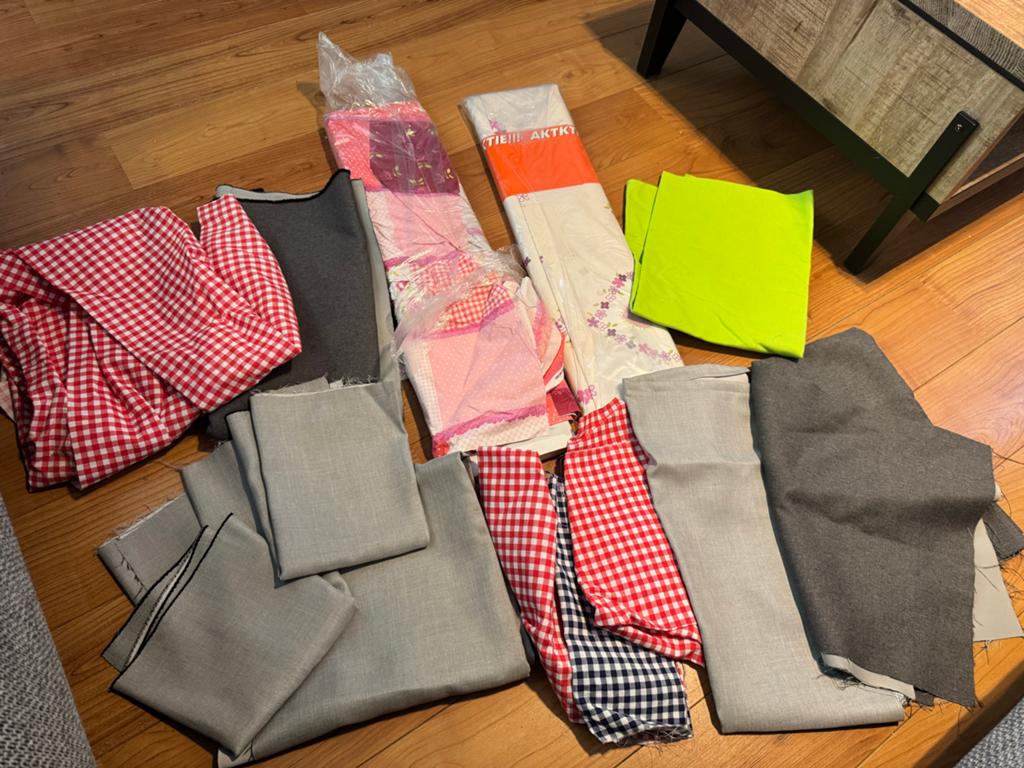 Diverse lappen stof voor creatieve projecten, Hobby en Vrije tijd, Stoffen en Lappen, Overige materialen, Gebruikt, Overige kleuren