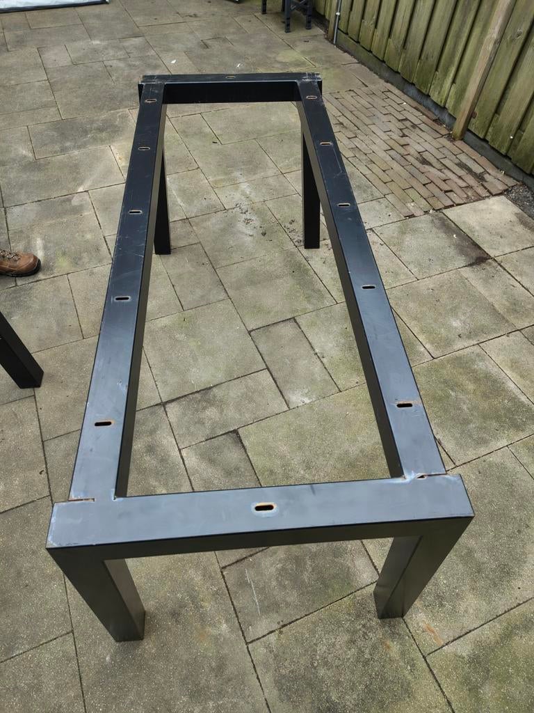 Stevig ijzeren onderstel voor tafel - Zwart, Ophalen, Tafelpoot, Gebruikt, 100 tot 150 cm