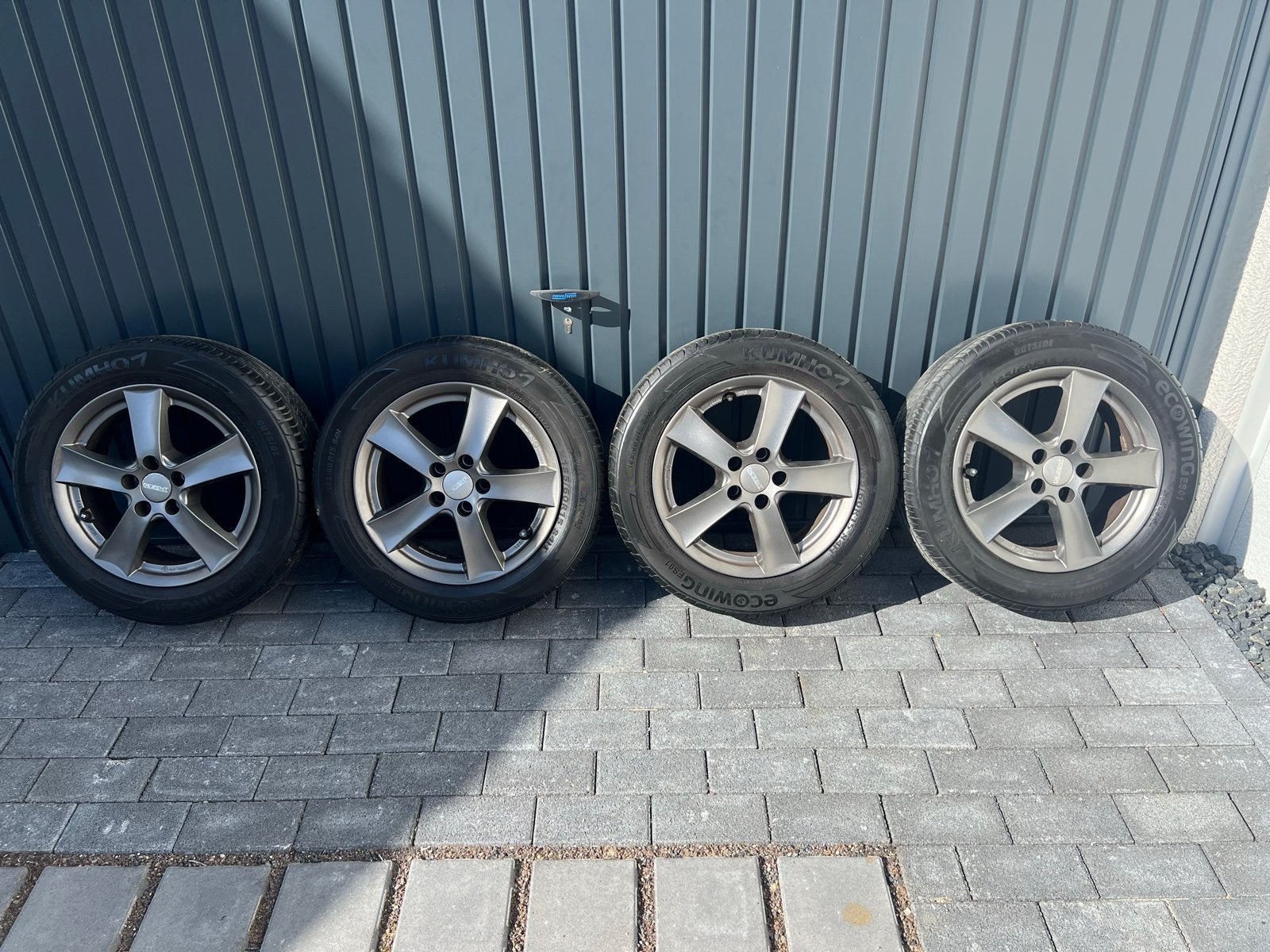 Skoda Fabia/VW Polo/Seat Ibiza zomerbanden + lichtmetaalvelg, Ophalen, Gebruikt, 15 inch, Banden en Velgen