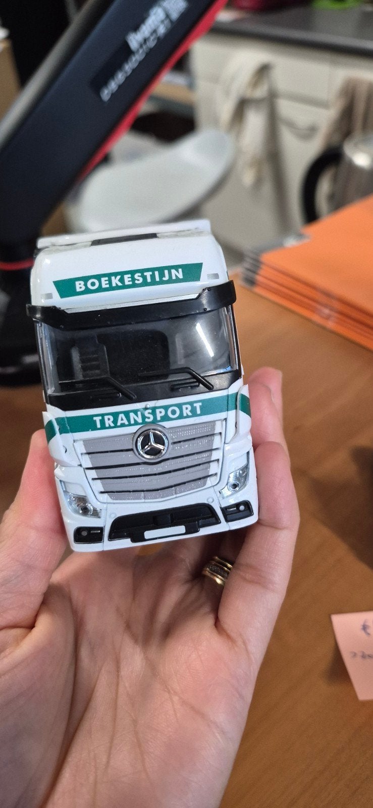 Mercedes-Benz miniatuur truck 1:50 Holland Oto, Overige merken, Gebruikt, Onbekend, Ophalen of Verzenden