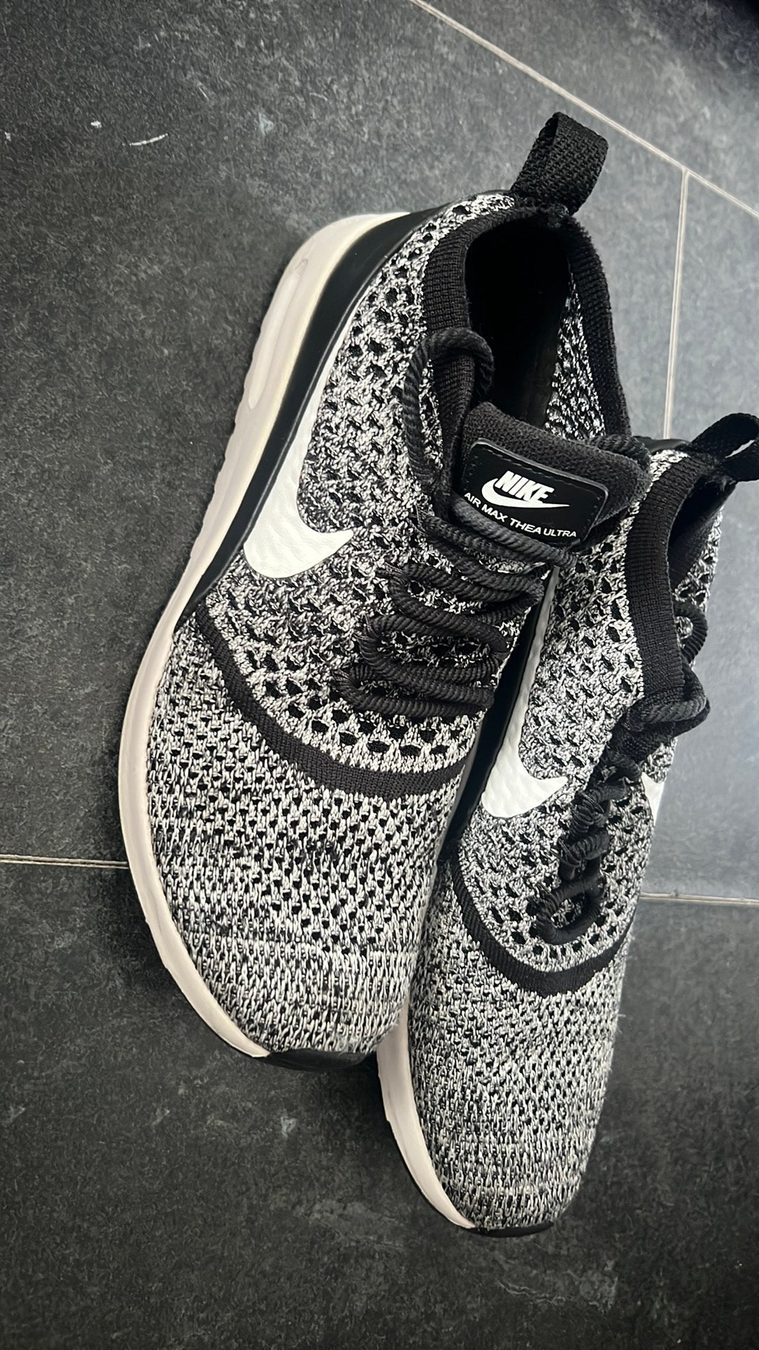 Nike air max thea ultra 40, Ophalen of Verzenden, Zo goed als nieuw, Sneakers of Gympen