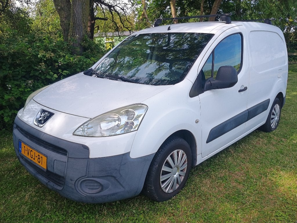 Peugeot Partner 1.6 HDI 2010 NAP en APK tot maart 2027 MARGE, Auto's, Bestelauto's, Voorwielaandrijving, Stof, 4 cilinders, Wit
