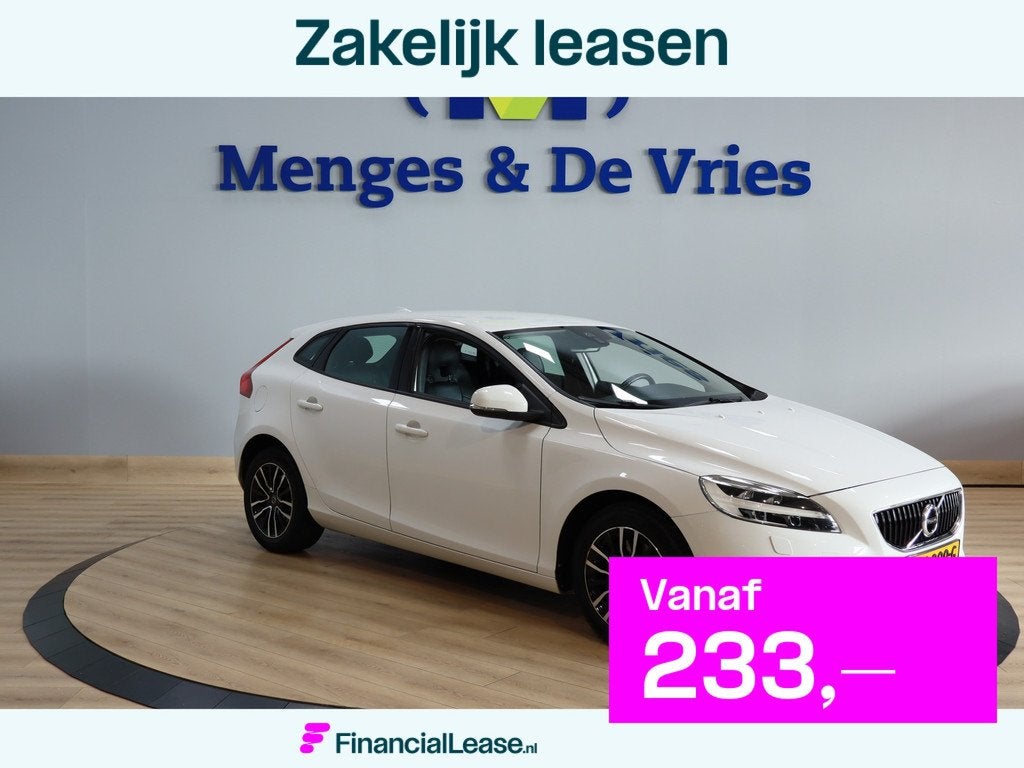 Volvo V40 1.5 T2 Nordic+ Standkachel | Trekhaak | Leder | Cr, 12 maanden, 4 cilinders, Bedrijf, 19 km/l