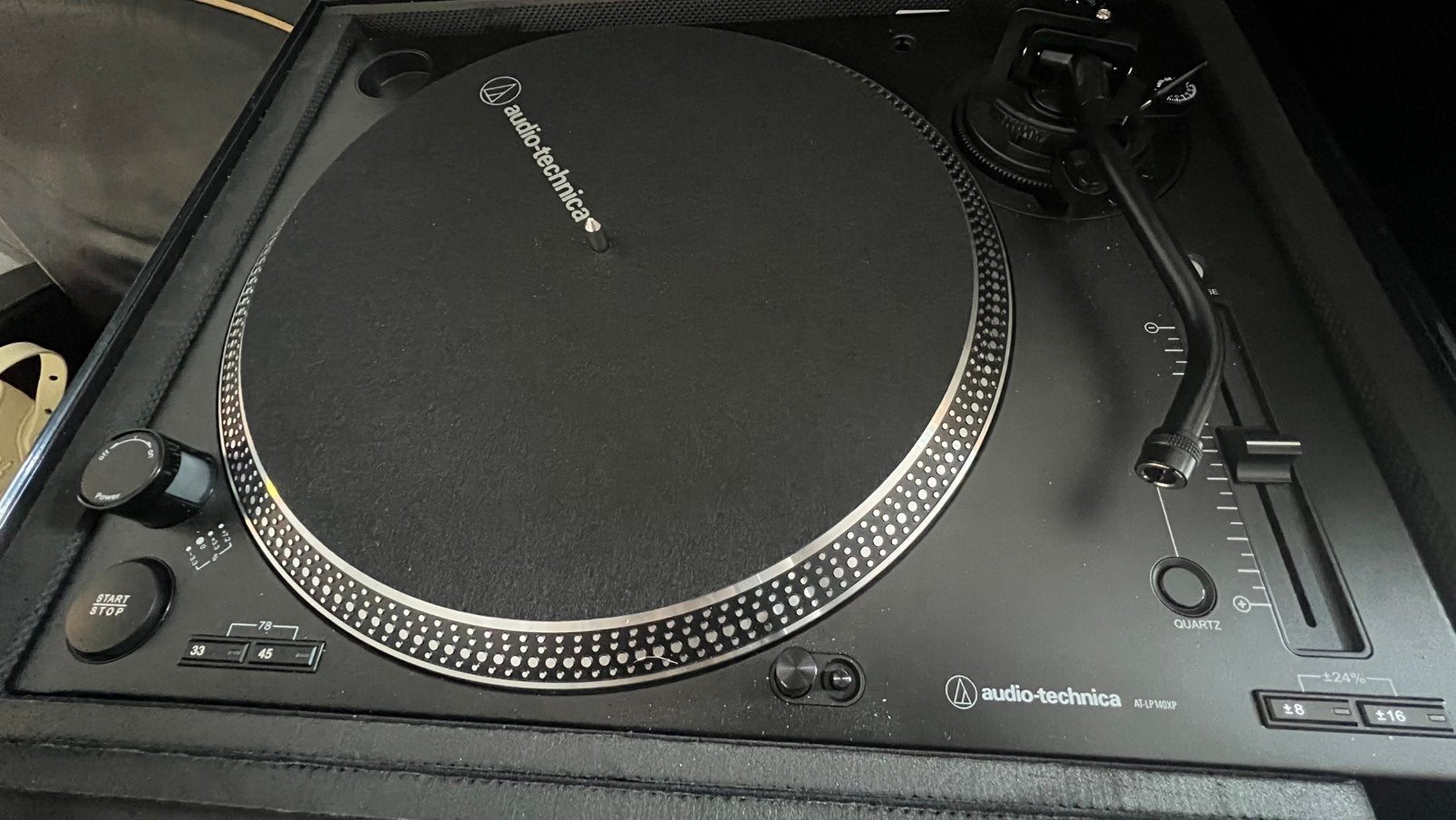 2X Audio-Technica AT-LP140XP-BK platenspeler + Innox Case, Muziek en Instrumenten, Dj-sets en Draaitafels, Ophalen, Overige merken