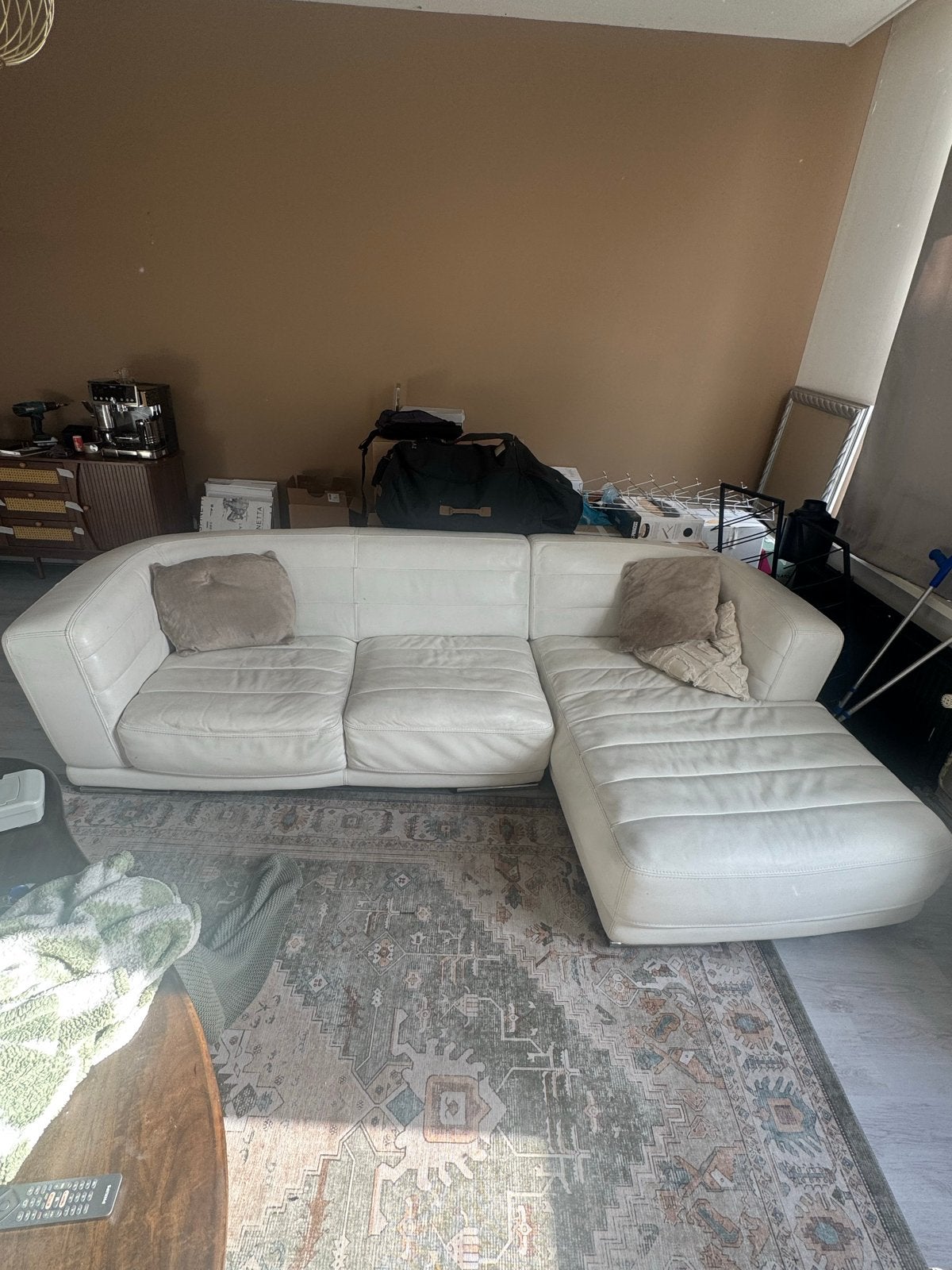 Leren Hoekbank - Crème Wit - Comfortabel en Stijlvol, Huis en Inrichting, Ophalen, 250 tot 300 cm, Gebruikt, 100 tot 125 cm