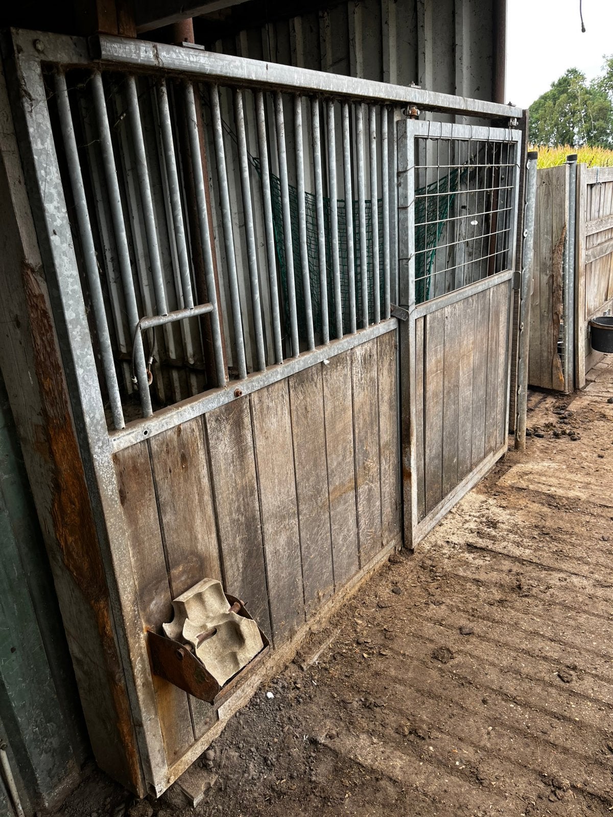 2 pony stalwanden