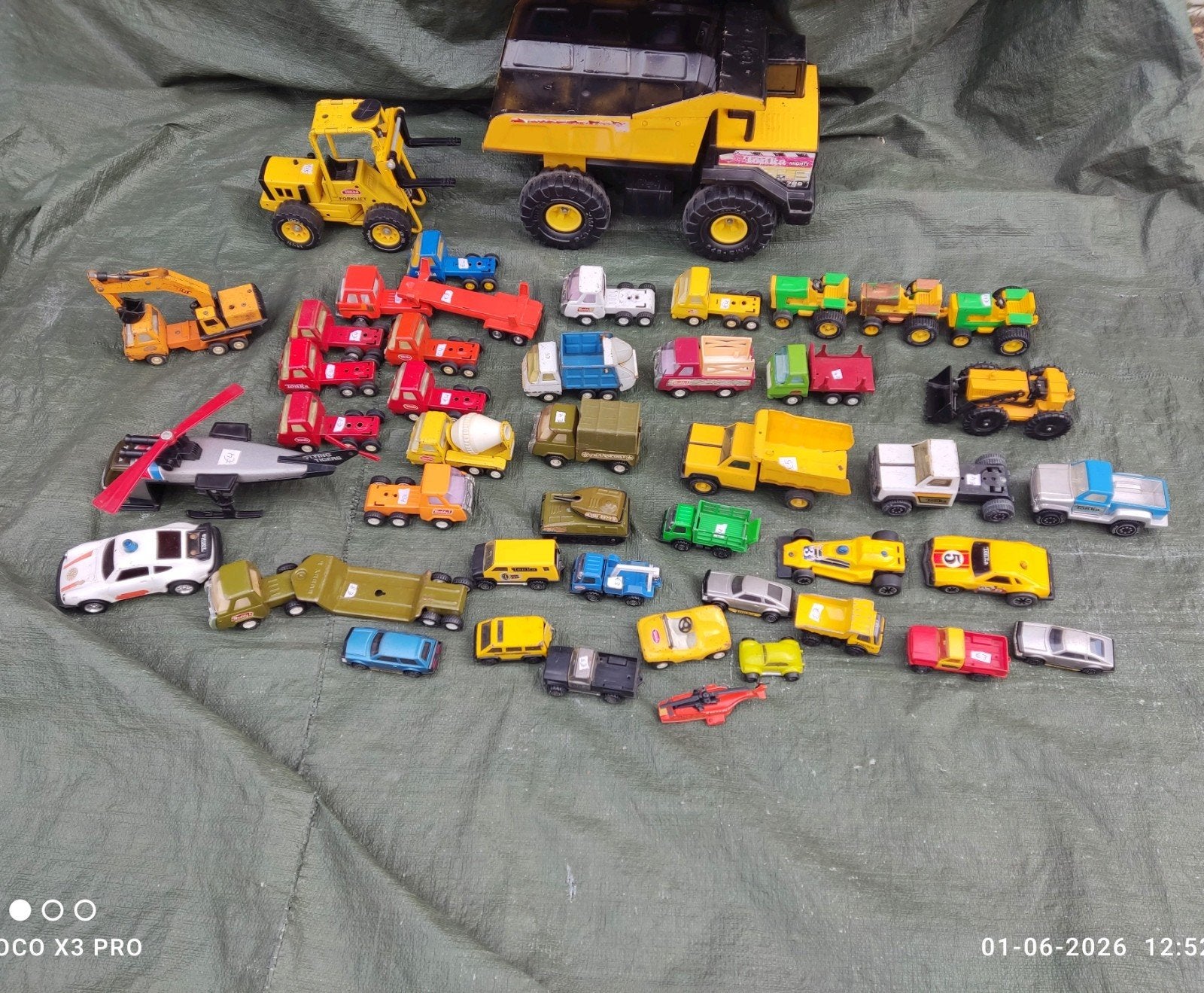 Vintage Grote Partij Tonka Voertuigen Te Koop, Antiek en Kunst, Antiek | Speelgoed, Ophalen