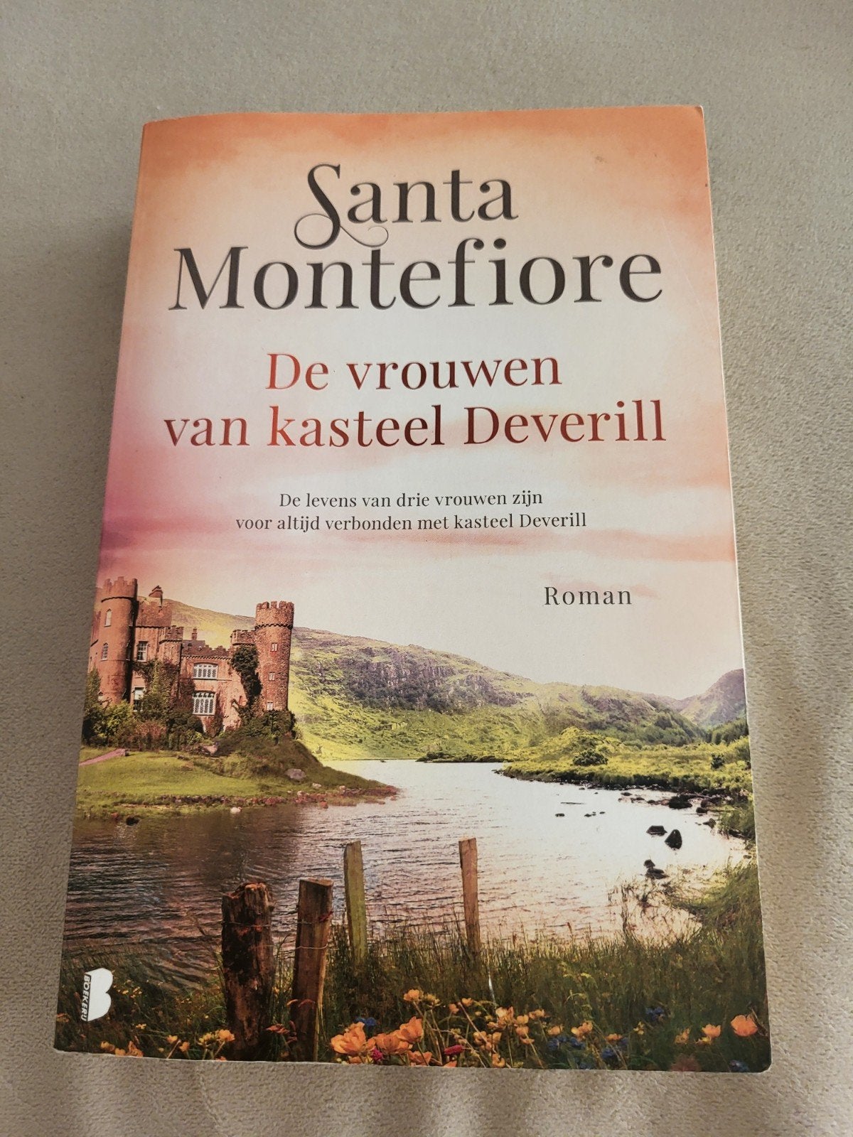 Santa Montefiore De vrouwen van kasteel deverill, Boeken, Ophalen