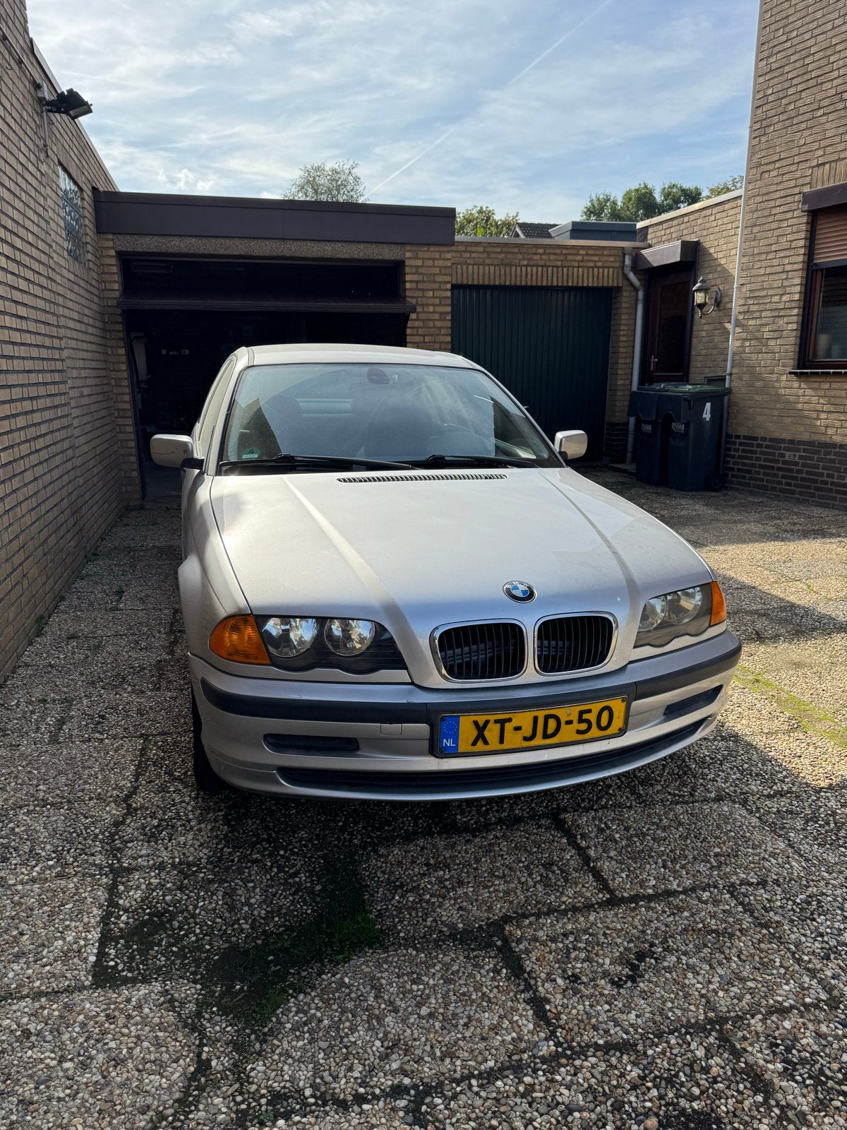 BMW 3-Serie e46 316i Lage km-stand, 13 km/l, 1250 kg, Zwart, 4 cilinders