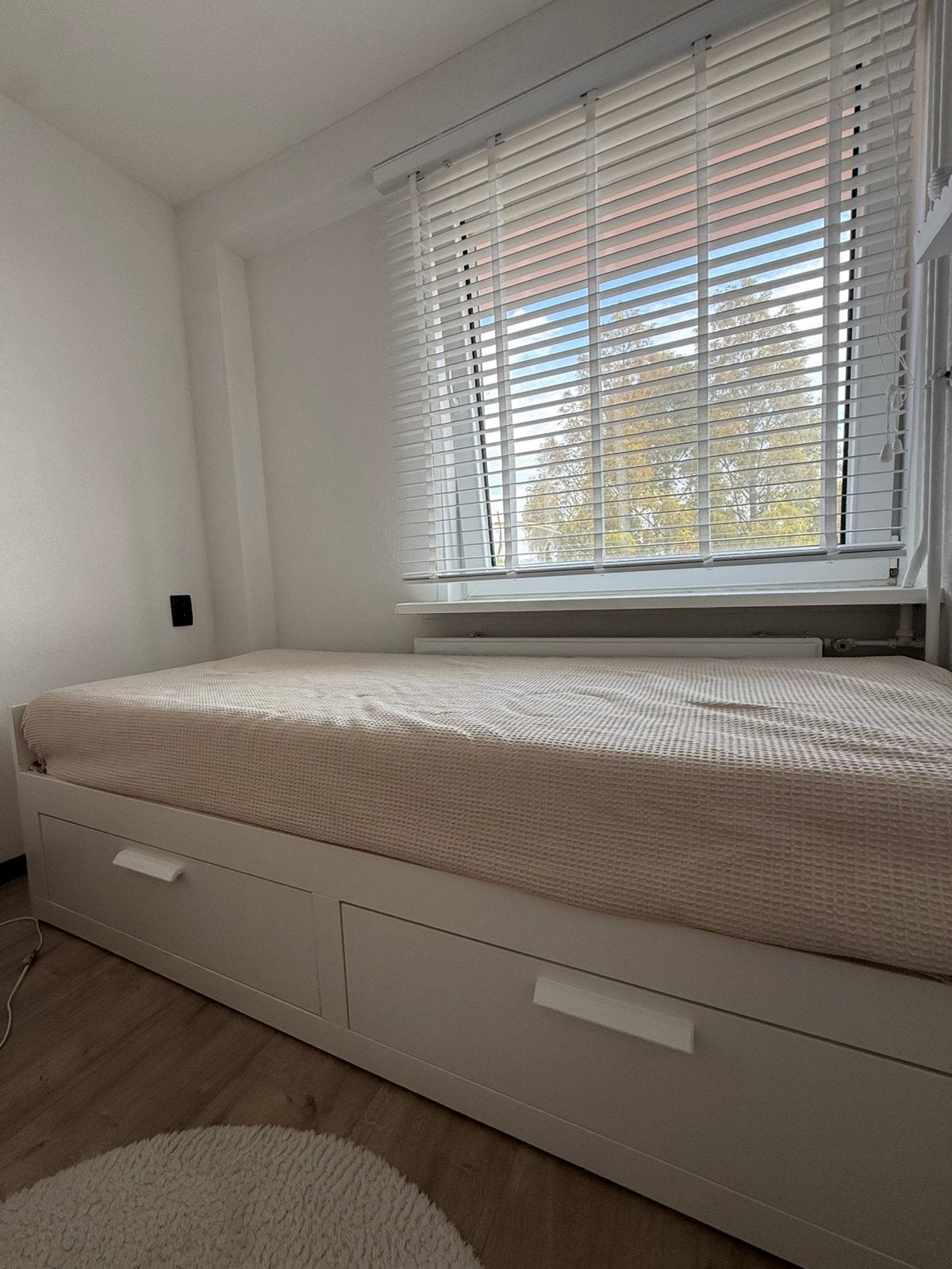 IKEA BED BRIMENS 2 lades /2 matrassen, Ophalen, Zo goed als nieuw, Eenpersoons, 160 cm