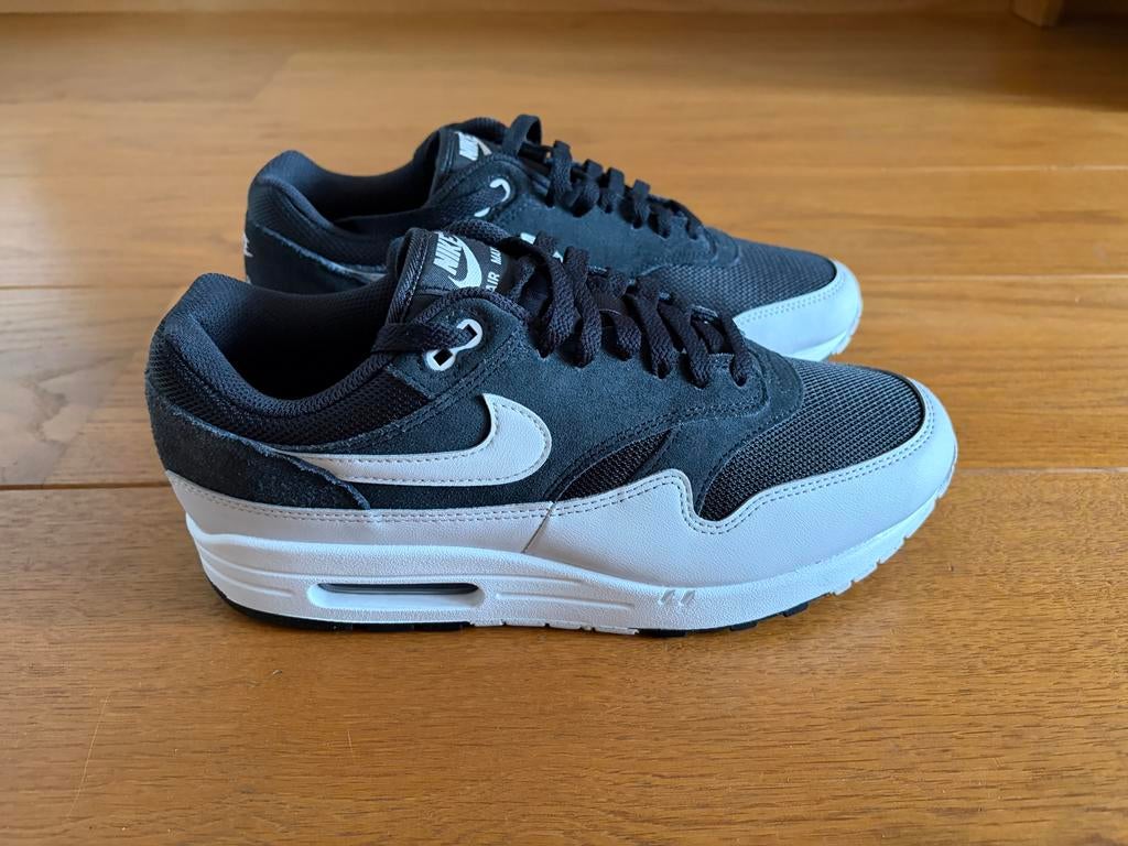 Nike Air Max 1 ESS Off Noir/Vast Grey White-Black, Zwart, Nieuw, Ophalen of Verzenden, Sneakers of Gympen