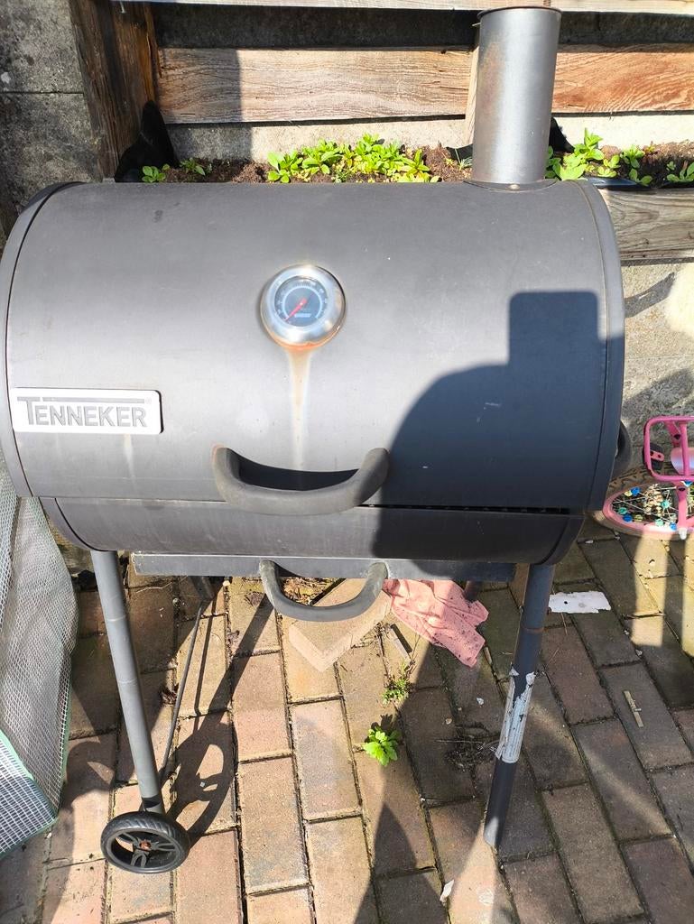 Tenneker BBQ Smoker - Gebruikt maar functioneel, Ophalen, Gebruikt, Tenneker