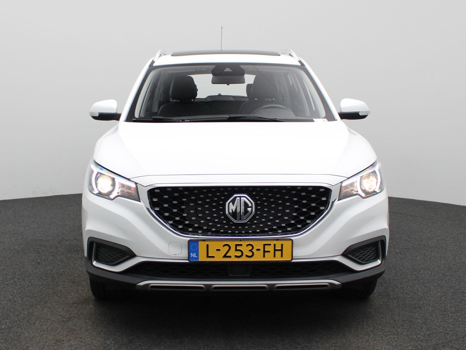 MG ZS EV Luxury 45 kWh, Auto's, Gebruikt, 143 pk, ZS, 1507 kg