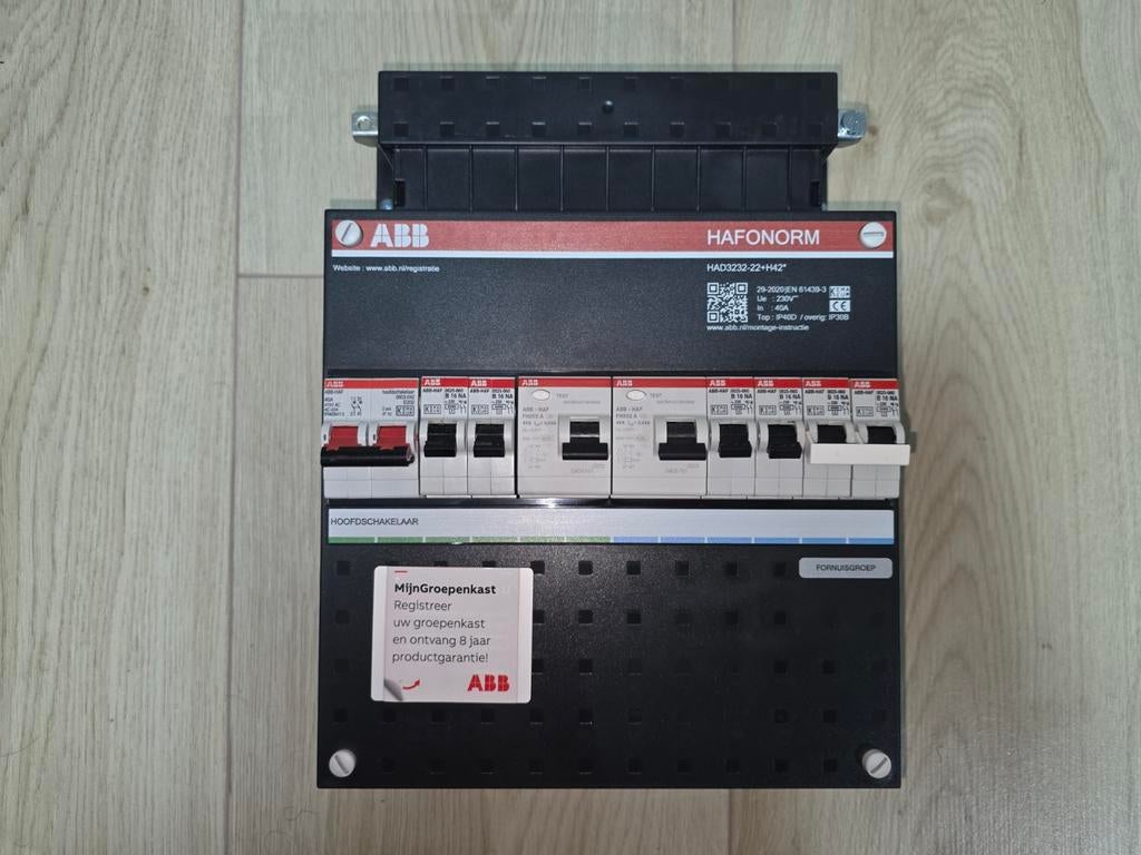 ABB groepenkast nieuwstaat 1 Fase, Hobby en Vrije tijd, Elektronica-componenten, Ophalen of Verzenden, Zo goed als nieuw