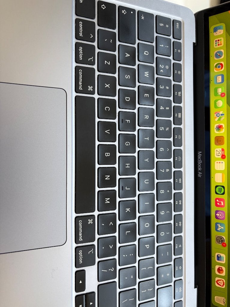 Foto 8 van MacBook Air M1 2020 512gb
