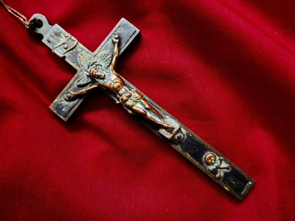 4 Kruizen Crucifix met corpus Jezus met hout ingelegd, Antiek en Kunst, Ophalen of Verzenden