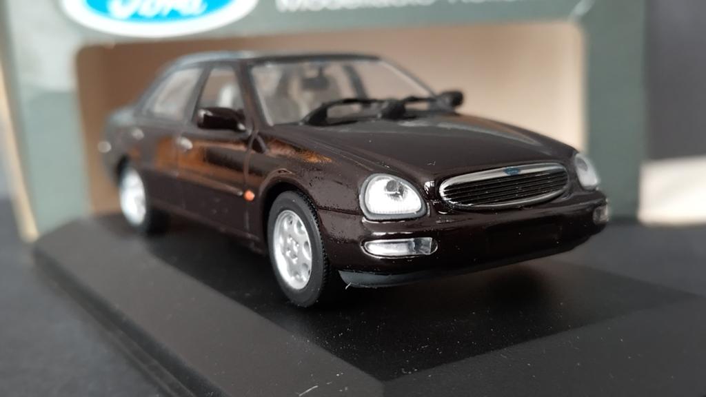 Ford Scorpio 1:43 Minichamps Pol, Hobby en Vrije tijd, Modelauto's | 1:43, Auto, Verzenden, ., Zo goed als nieuw