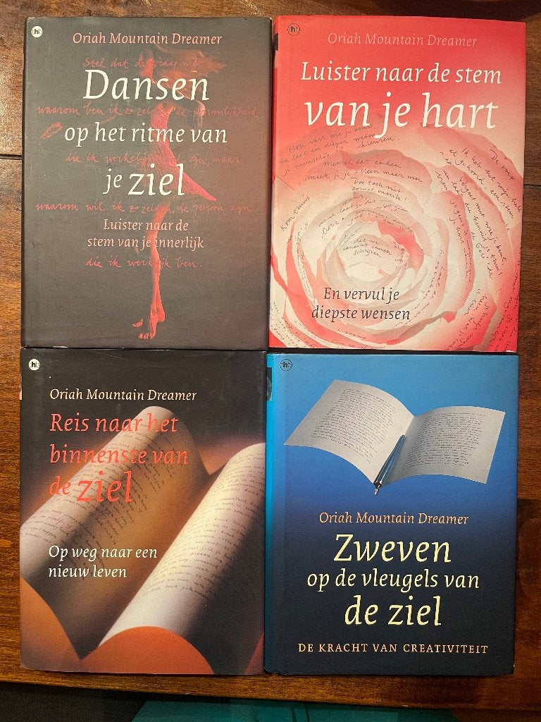 Oriah mountain dreamer 4 boeken, Boeken, Ophalen of Verzenden, Zo goed als nieuw, Spiritualiteit algemeen, Overige typen