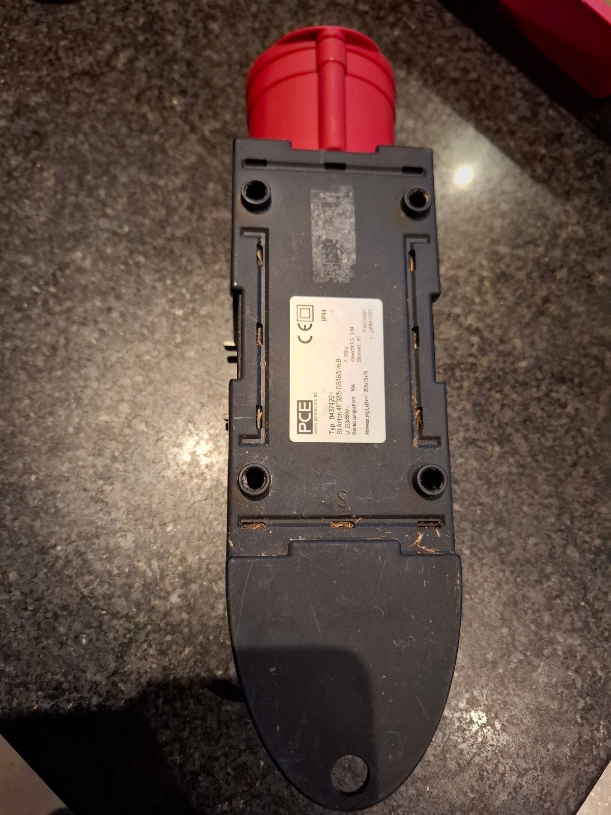 PCE CEE Omvormer Adapter 32A naar 16A, Ophalen, Zo goed als nieuw, Overige merken, Omvormer