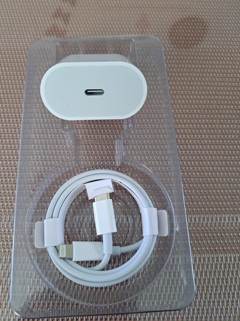 Nieuwe originele iphone USB-C 25 W 14,13,12,11,10,8 oplader, Telecommunicatie, Mobiele telefoons | Telefoon-opladers, Ophalen of Verzenden