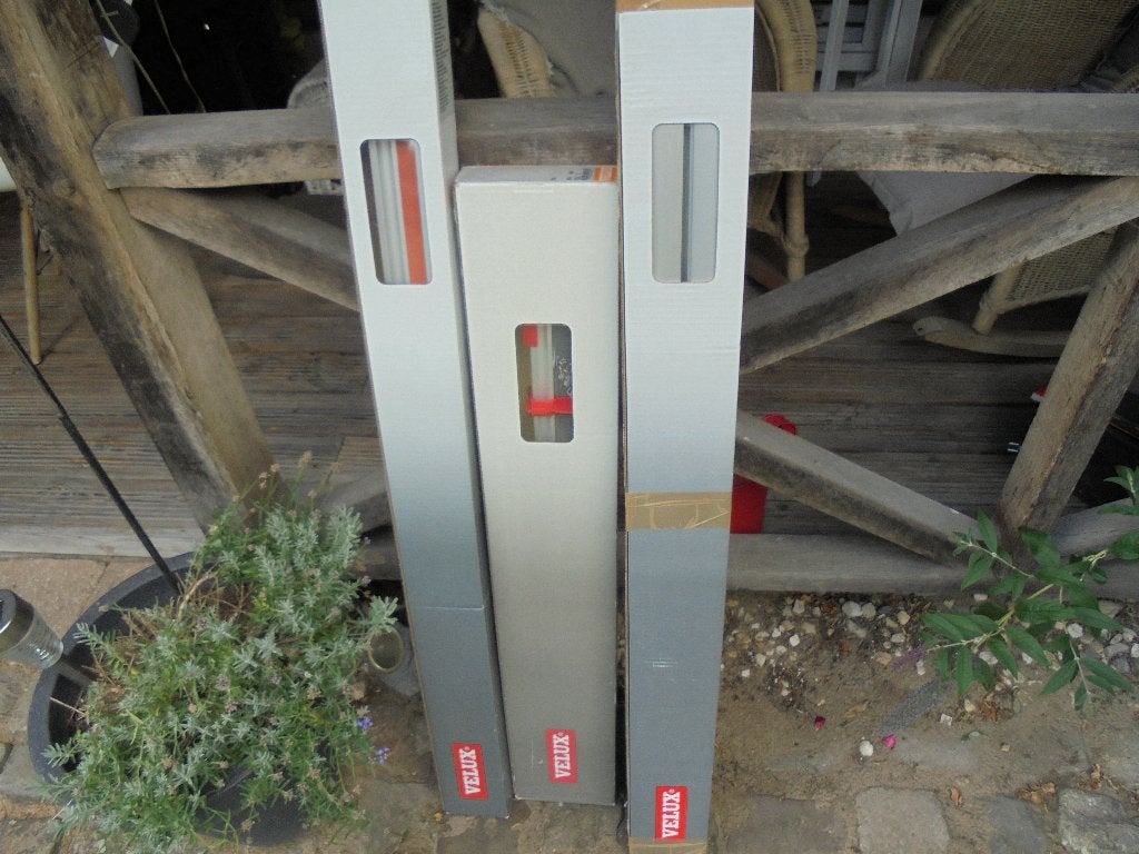VELUX rolgordijn verduisterend FK06, , jalouzie P04 404 nw, Doe-het-zelf en Verbouw, Ophalen of Verzenden, Nieuw