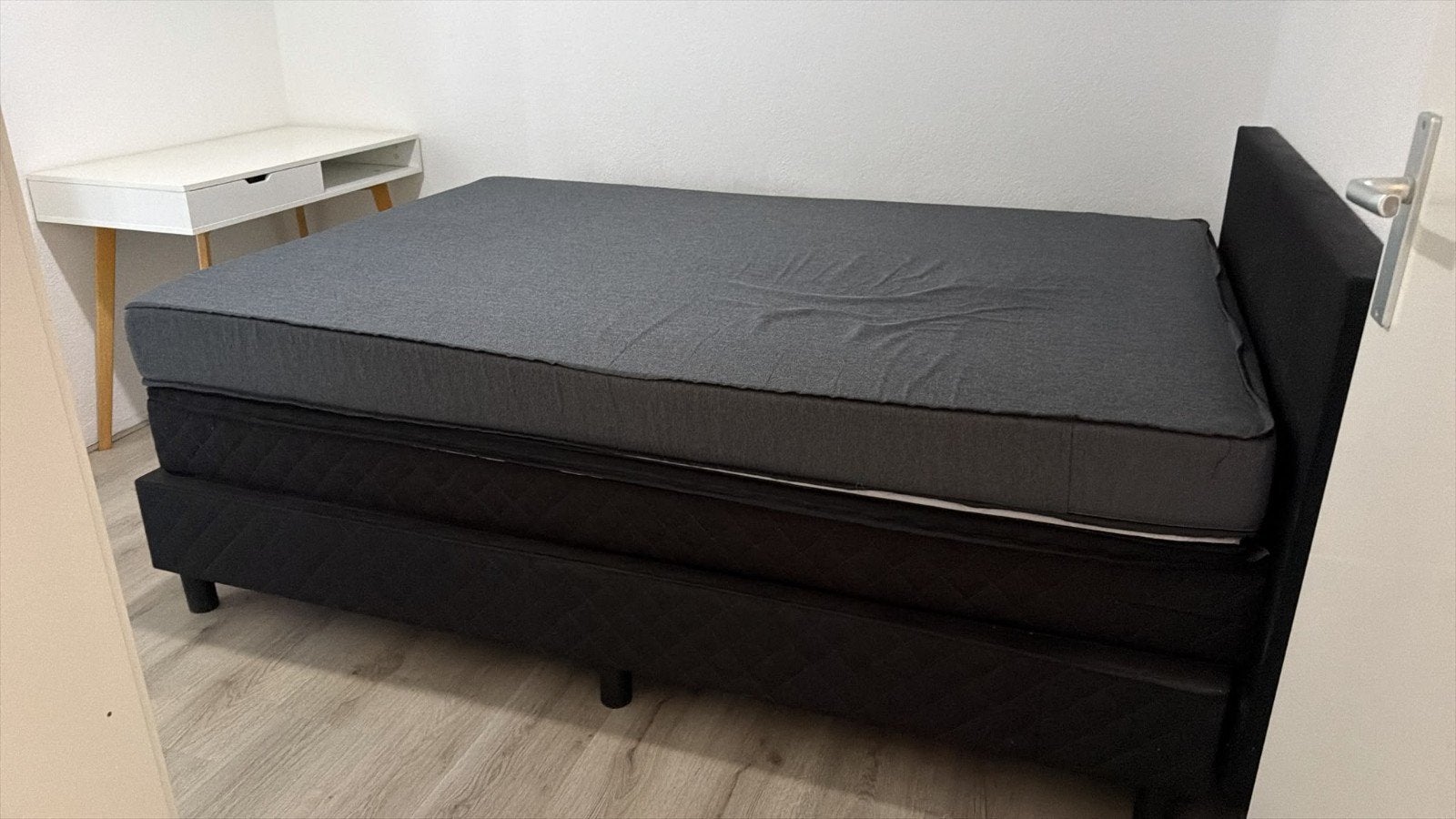Boxspring 140x200cm - Comfortabel en Stijlvol, Ophalen, Zwart, Tweepersoons, 140 cm