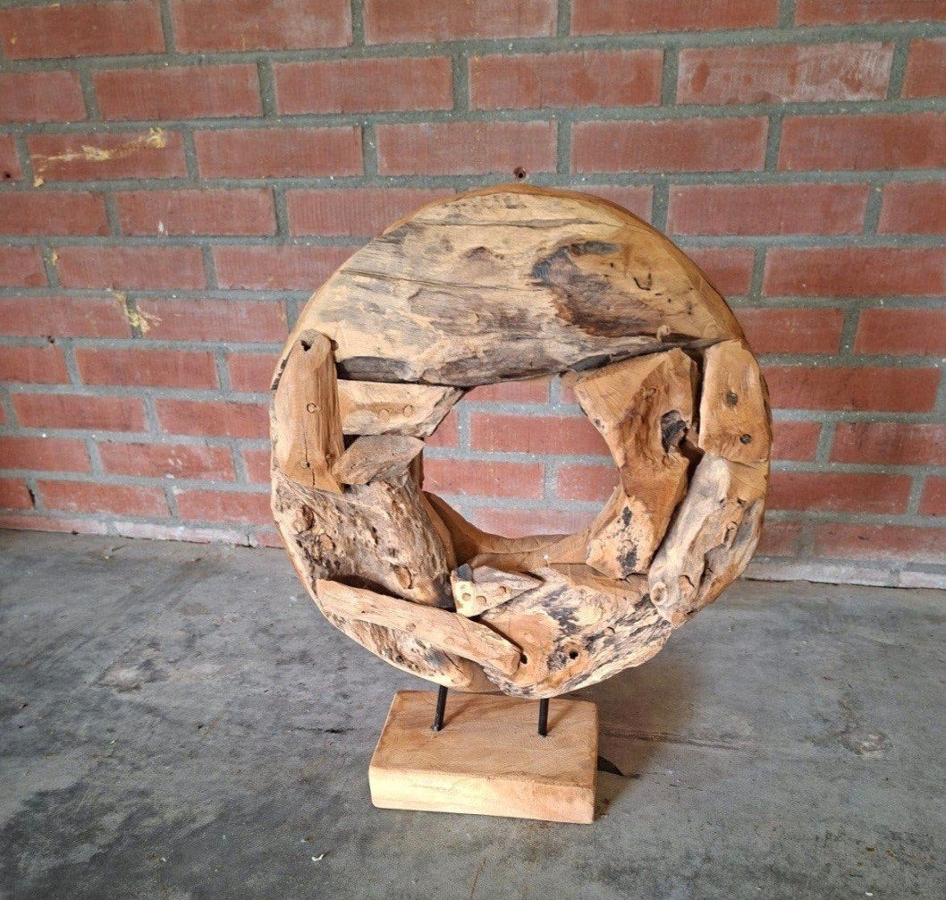 houten sculptuur op sokkel, Huis en Inrichting, Ophalen, Nieuw, Hout