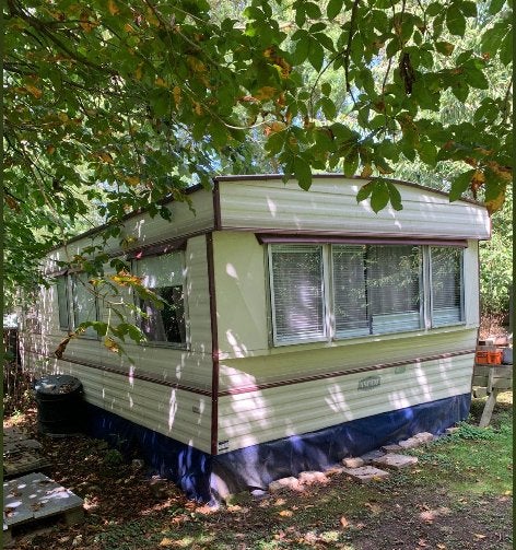 Stacaravan 8 x 3,60 m – 2 slaapkamers + wintervaste voortent, Tot en met 4