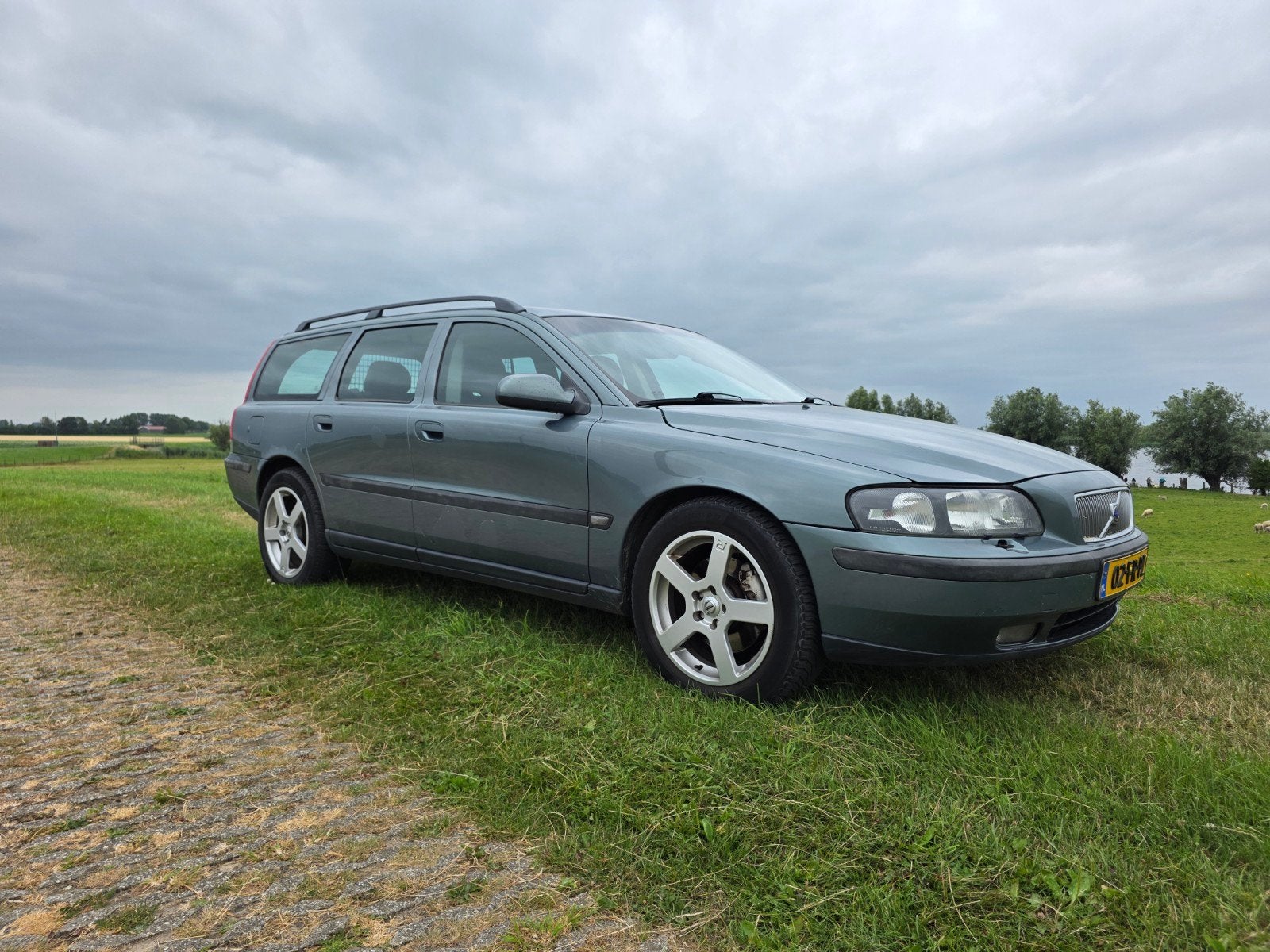 Volvo V70 2.3 T-5 250PK AUT 2000 Groen, Auto's, Volvo, Particulier, V70, ABS, Airbags, Airconditioning, Alarm, Benzine, Euro 3