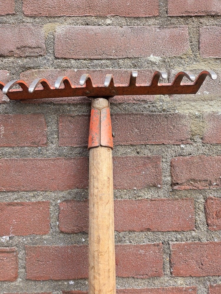 tuin hark rood vintage, Ophalen of Verzenden, 'T Olde Gre-j, Info@toldegrej.nl, Endepoelstraat 20f Didam