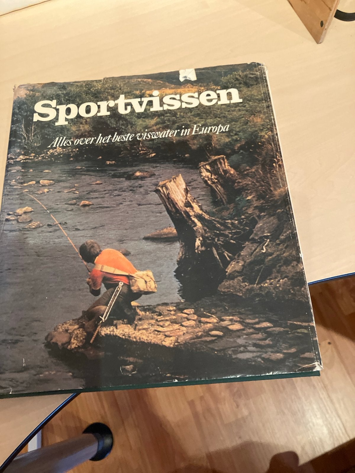 Sportvissen: Alles over het beste viswater in Europa, Ophalen, Gelezen, Watersport en Hengelsport