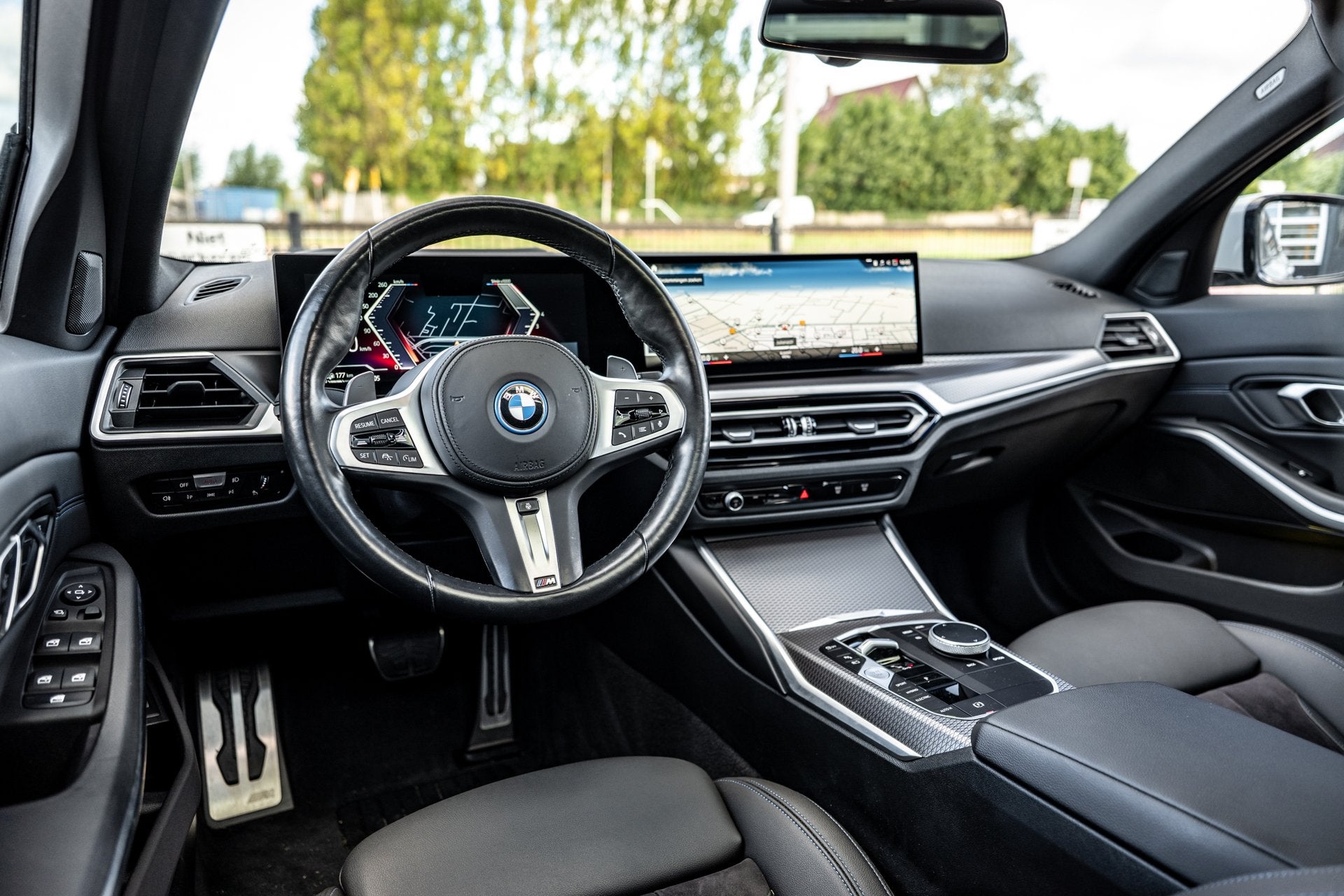 Foto 39 van BMW 3-serie Touring 330e Pano/M-Sport/HUD/Trekhaak