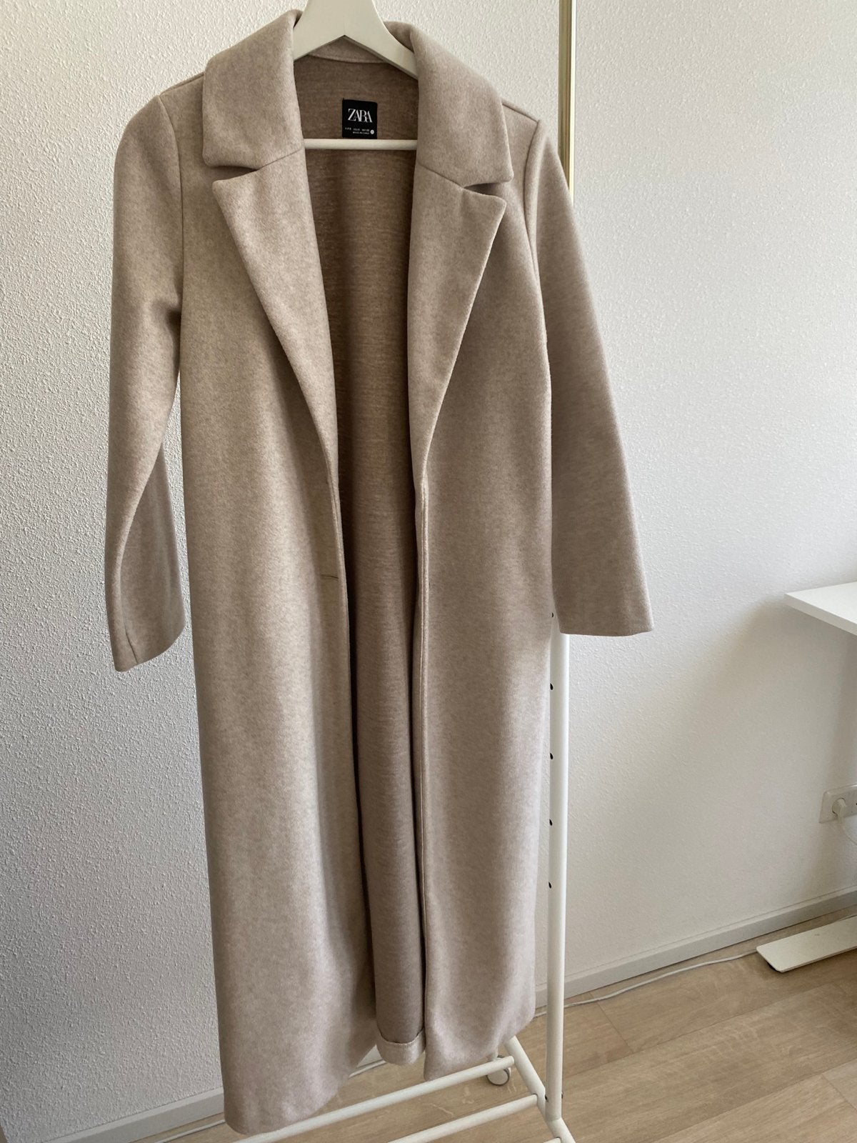 Zara tussenjas maat S - Beige, Ophalen, Zo goed als nieuw, Maat 36 (S), Beige