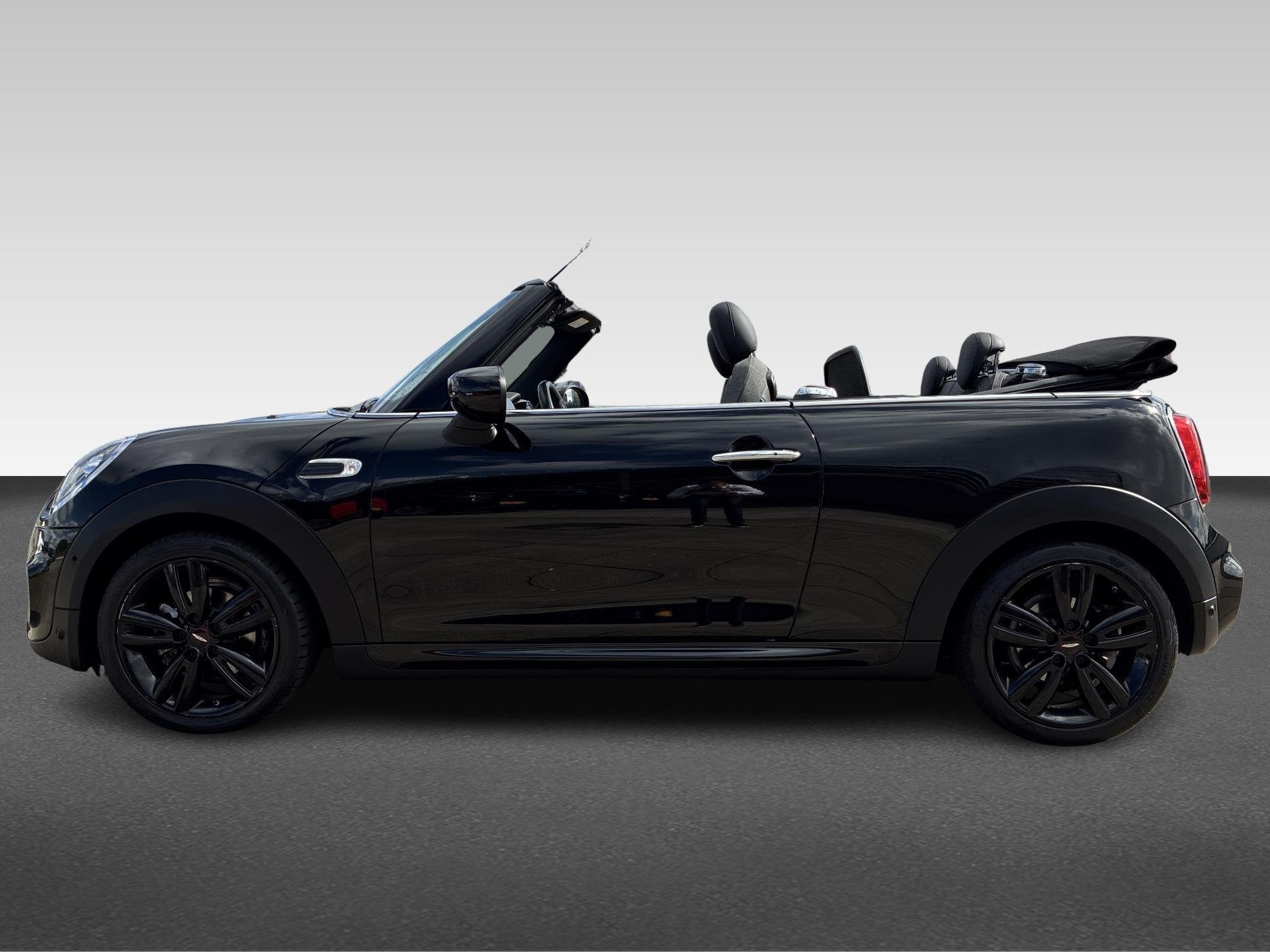 MINI Cabrio 1.5 Cooper Sidewalk Edition, Auto's, Automaat, 136 pk, Gebruikt, Euro 6