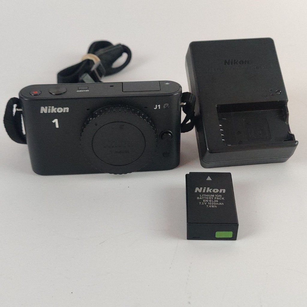 Nikon J1 Camera body || Nu voor maar € 99.99, Gebruikt, Ophalen of Verzenden, X, X