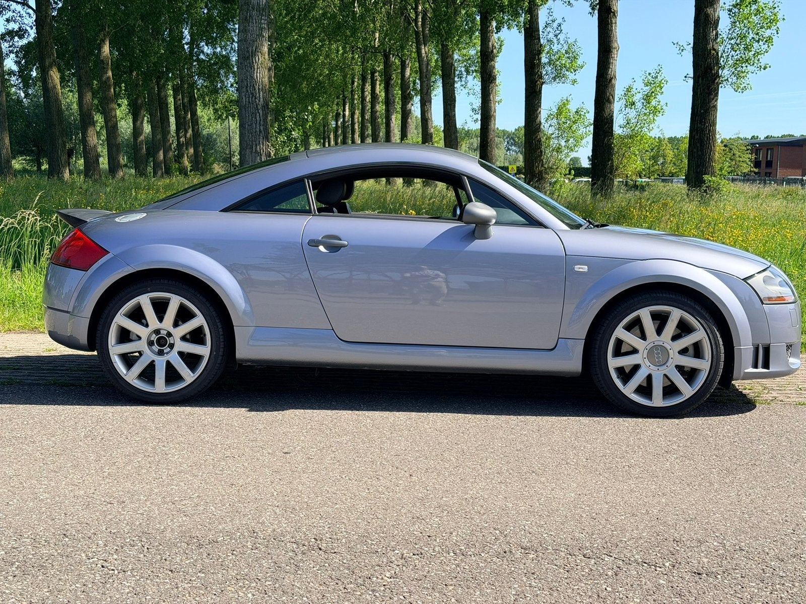 Audi TT 3.2 V6 Coupe Quattro 184KW AUT 2004 Grijs, Automaat, TT, Zwart, 4 stoelen