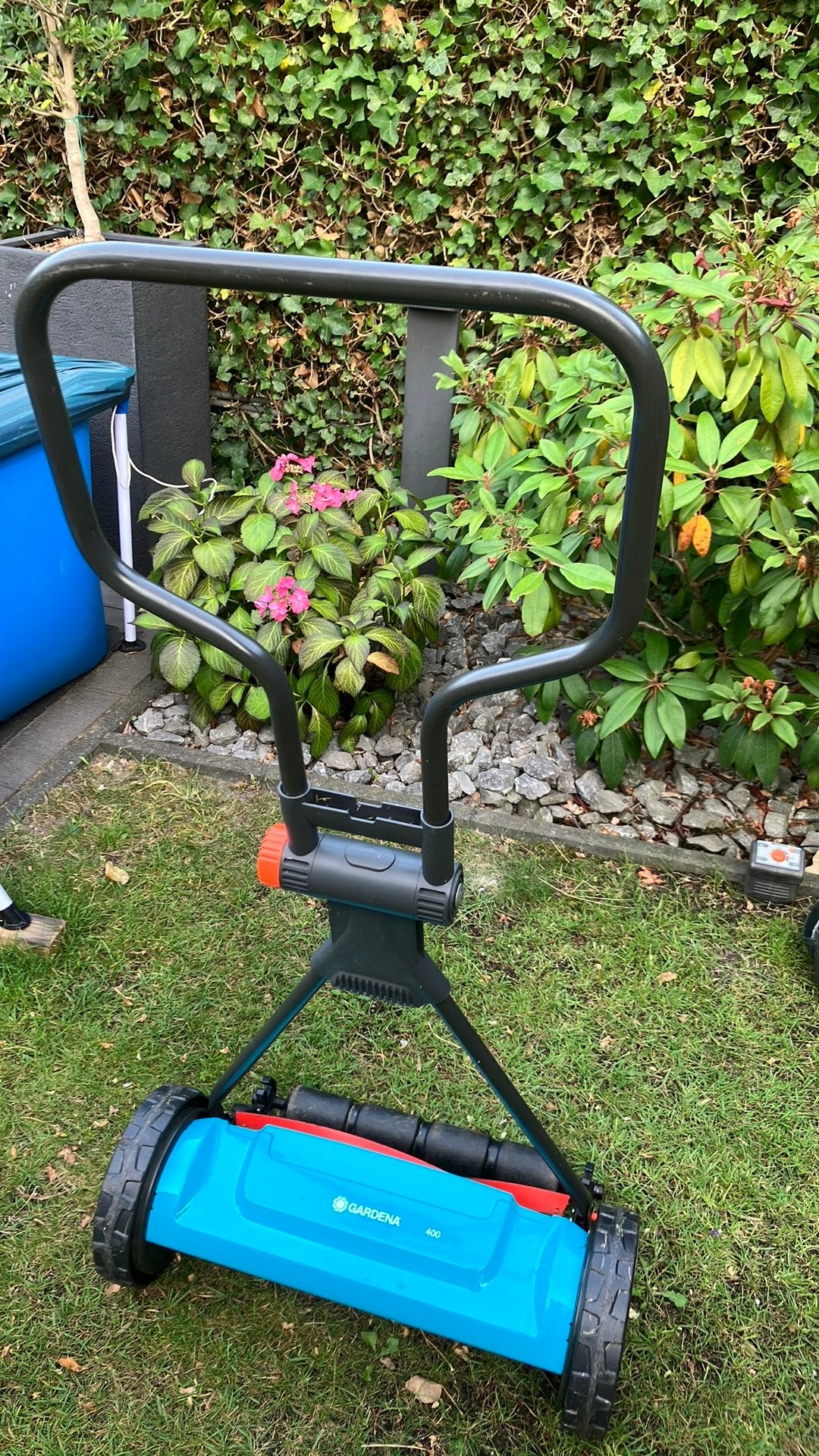 Gardena 400 grasmaaier in nieuwstaat! Nw. geslepen met gar., Handgrasmaaier, Ophalen of Verzenden, Zo goed als nieuw, 40 t/m 49 cm