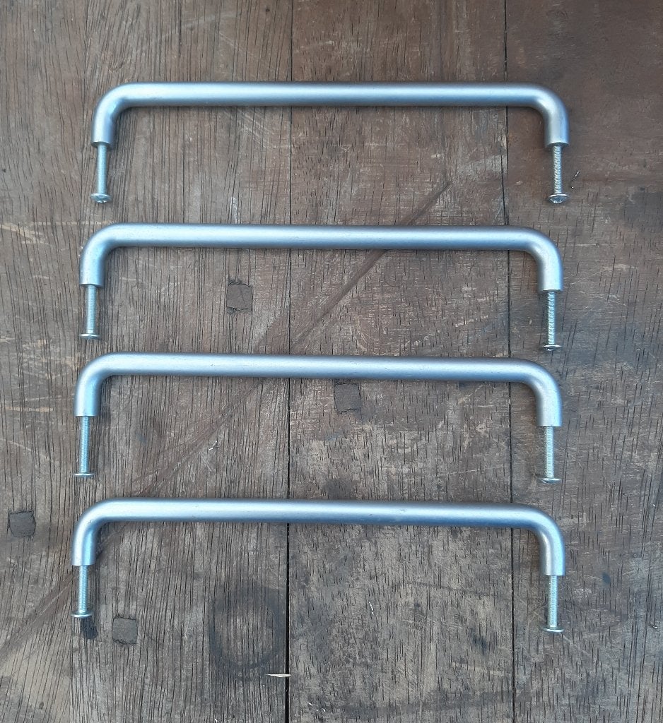 4 Stuks RVS Handgreep Ronde Hoek L 200 x B 28  D Ø 10 mm, Ophalen, Nieuw, Chroom, Klink of Kruk