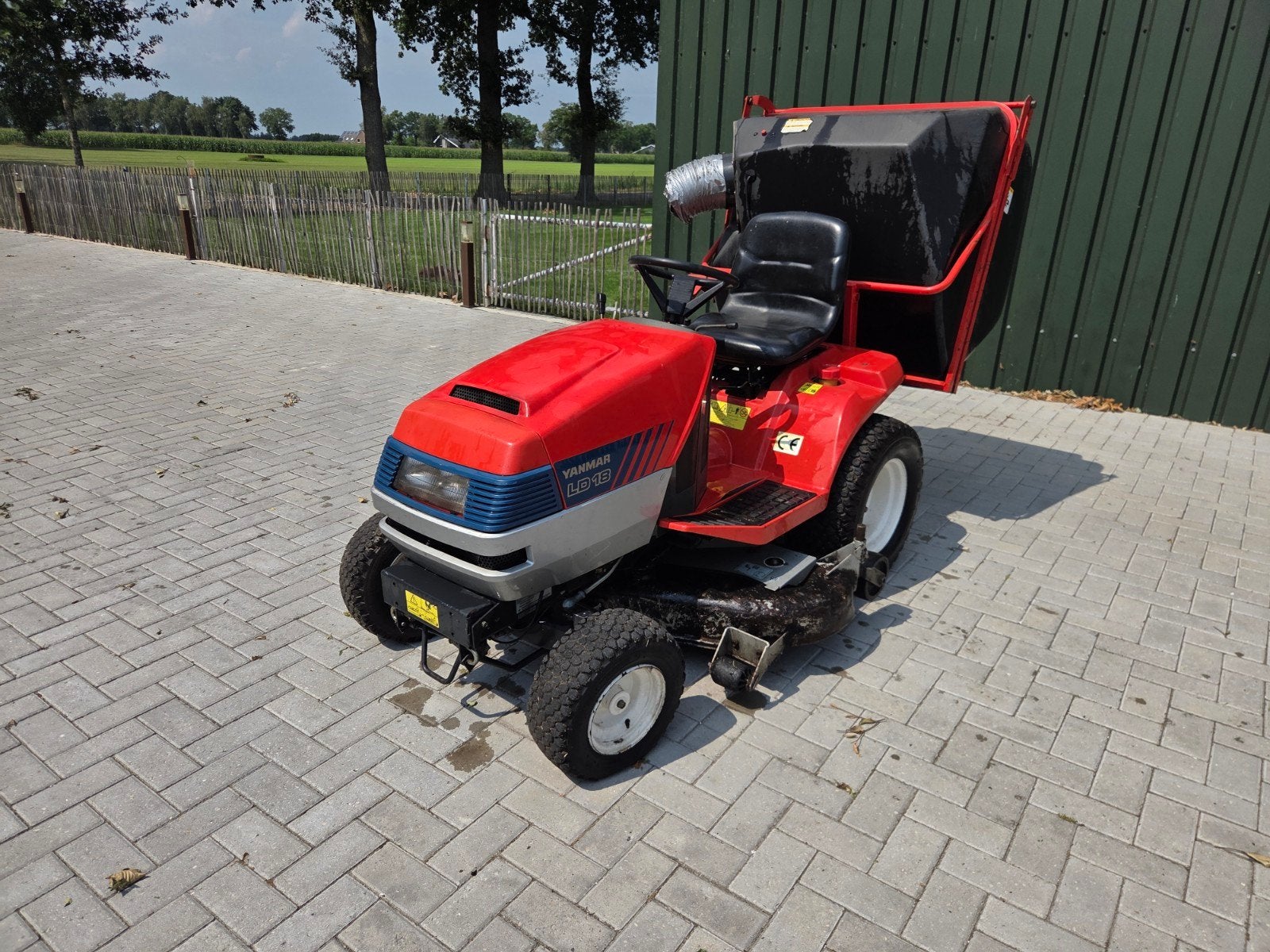 Yanmar LD18 Diesel Zitmaaier met Opvangbakbak, Ophalen, Gebruikt, Opvangbak, 120 cm of meer