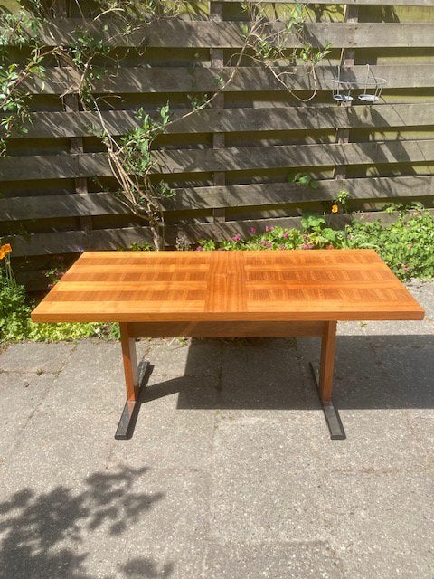 Grote vintage salontafel notenhout fineer, Ophalen