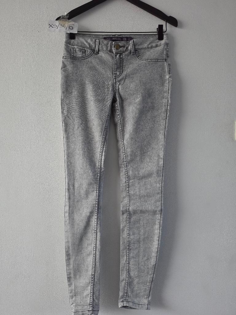 Zara Trafaluc skinny jeans maat XS/34, Ophalen of Verzenden, Zo goed als nieuw, W27 (confectie 34) of kleiner, Zara Basic
