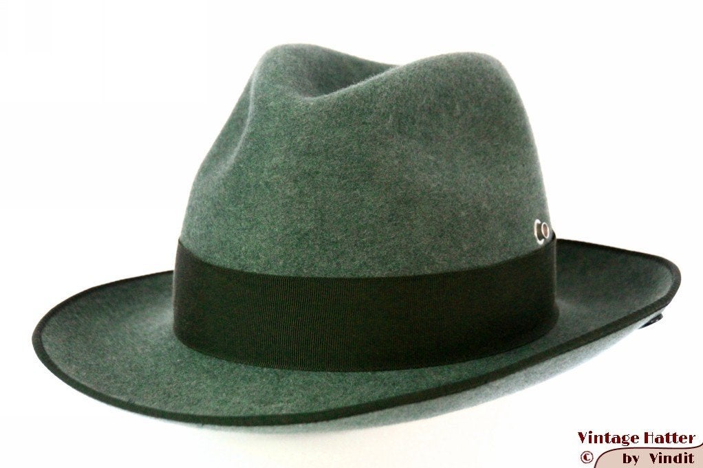 Vintage Gleufhoed Jachthoed groen vilt met drukknoop 56, Hoed, Ophalen of Verzenden, Für Jagd und Sport, 57 cm (M, 7⅛ inch) of minder