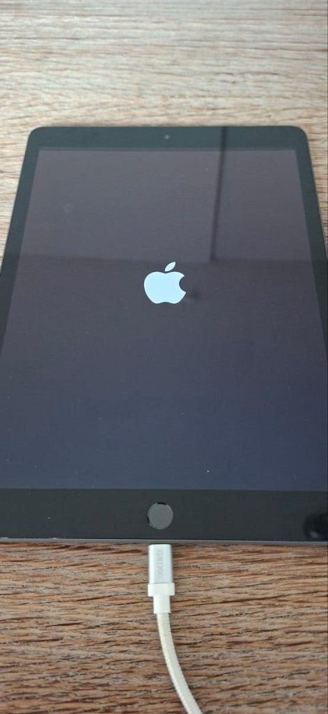 iPad 9e generatie (A2602) 64 GB 823747, Computers en Software, Apple iPads, 10 inch, Apple iPad, Nieuw, Ophalen of Verzenden